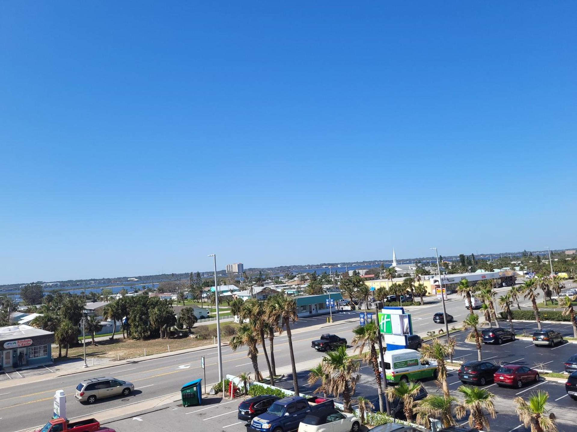 Beachside Hotel photo 30