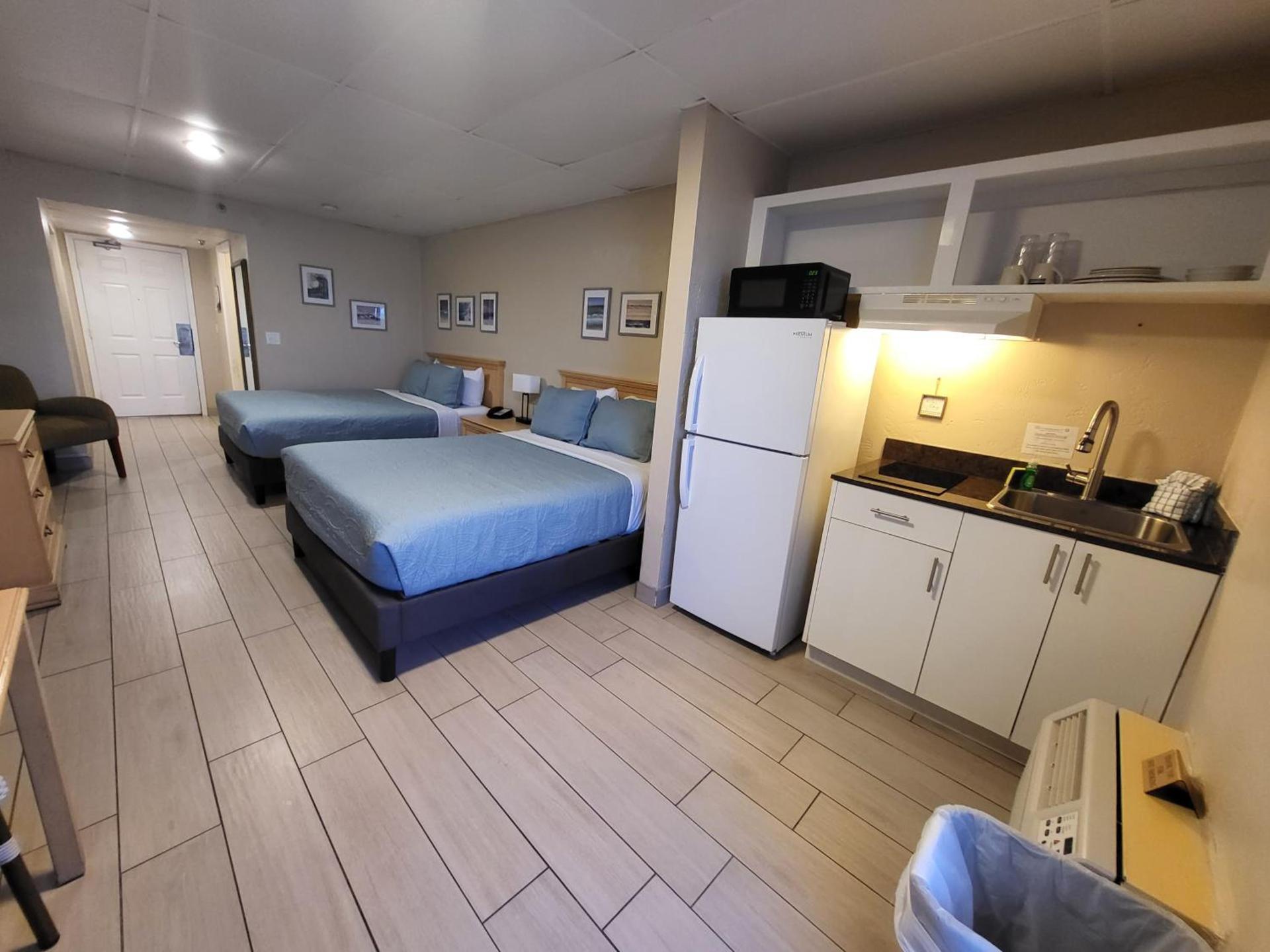 Beachside Hotel photo 37