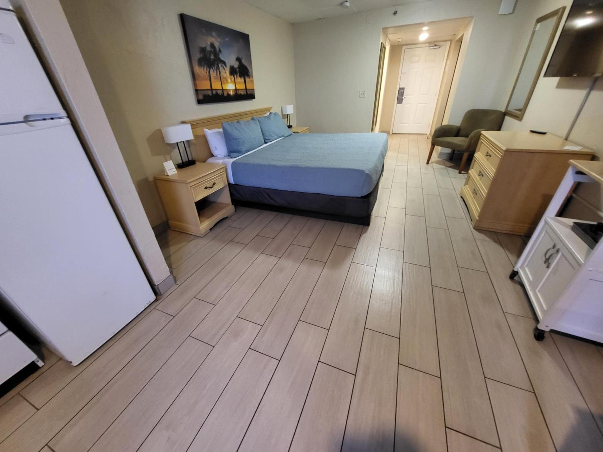 Beachside Hotel photo 38