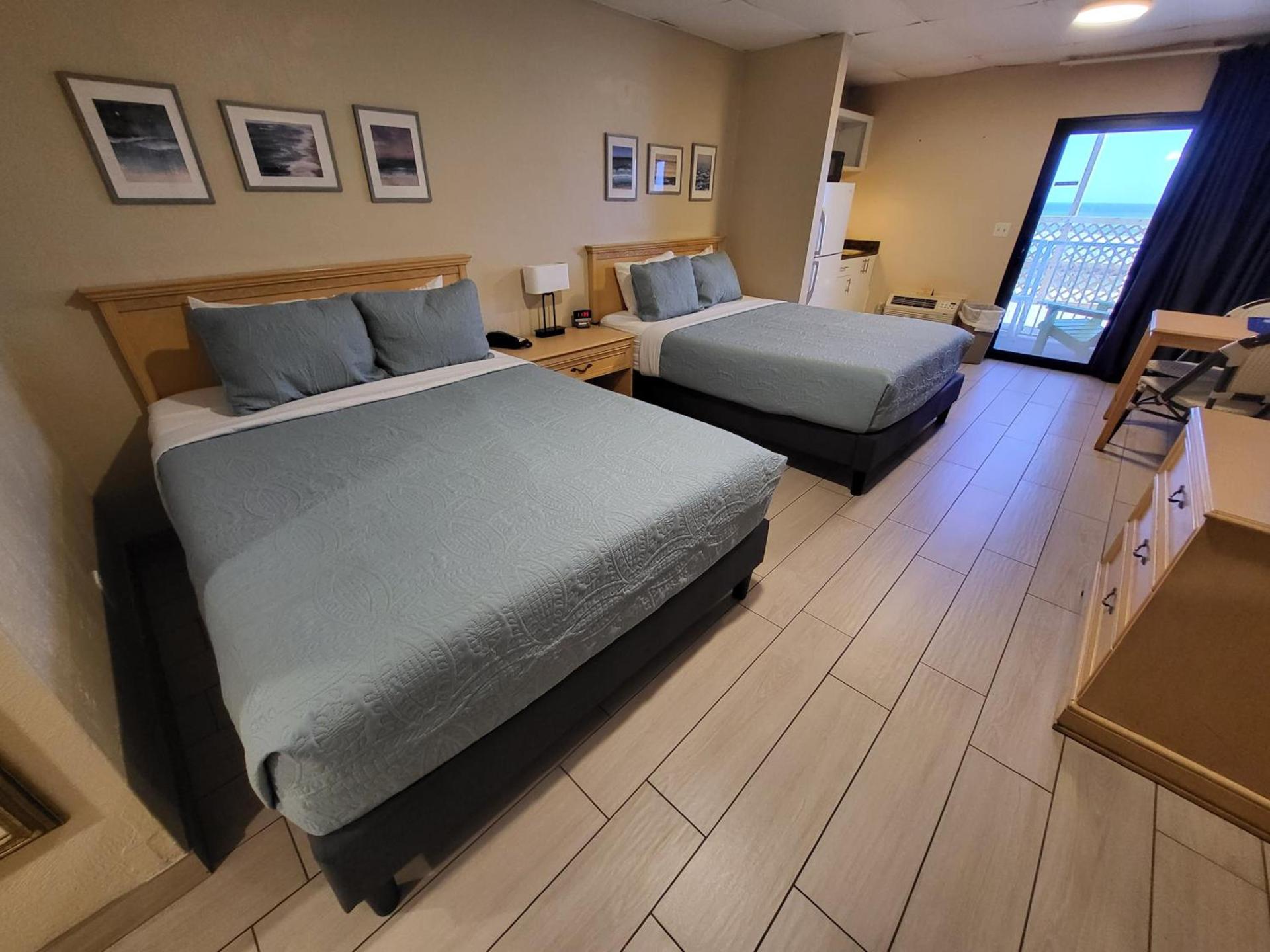 Beachside Hotel photo 39