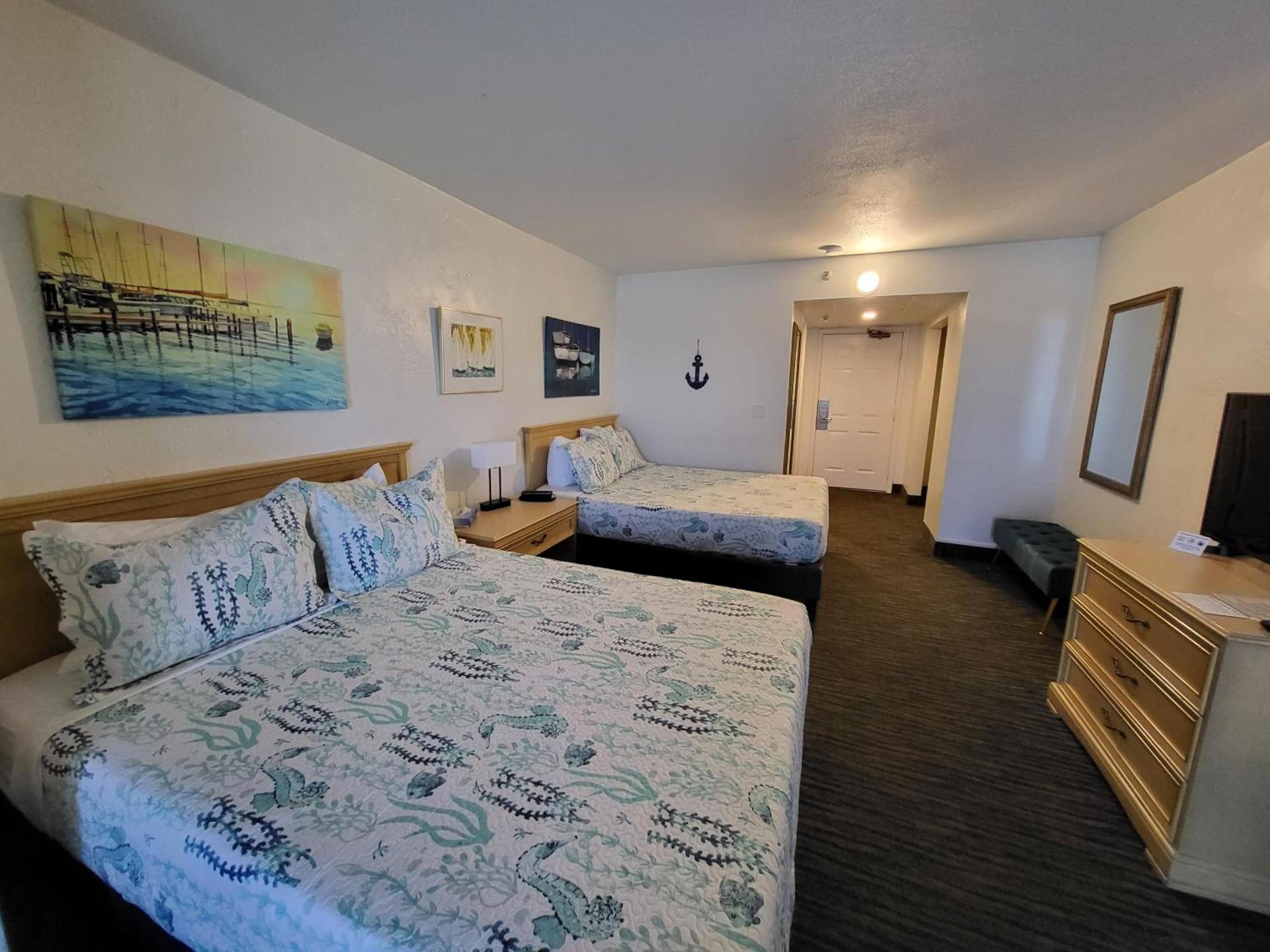 Beachside Hotel photo 44