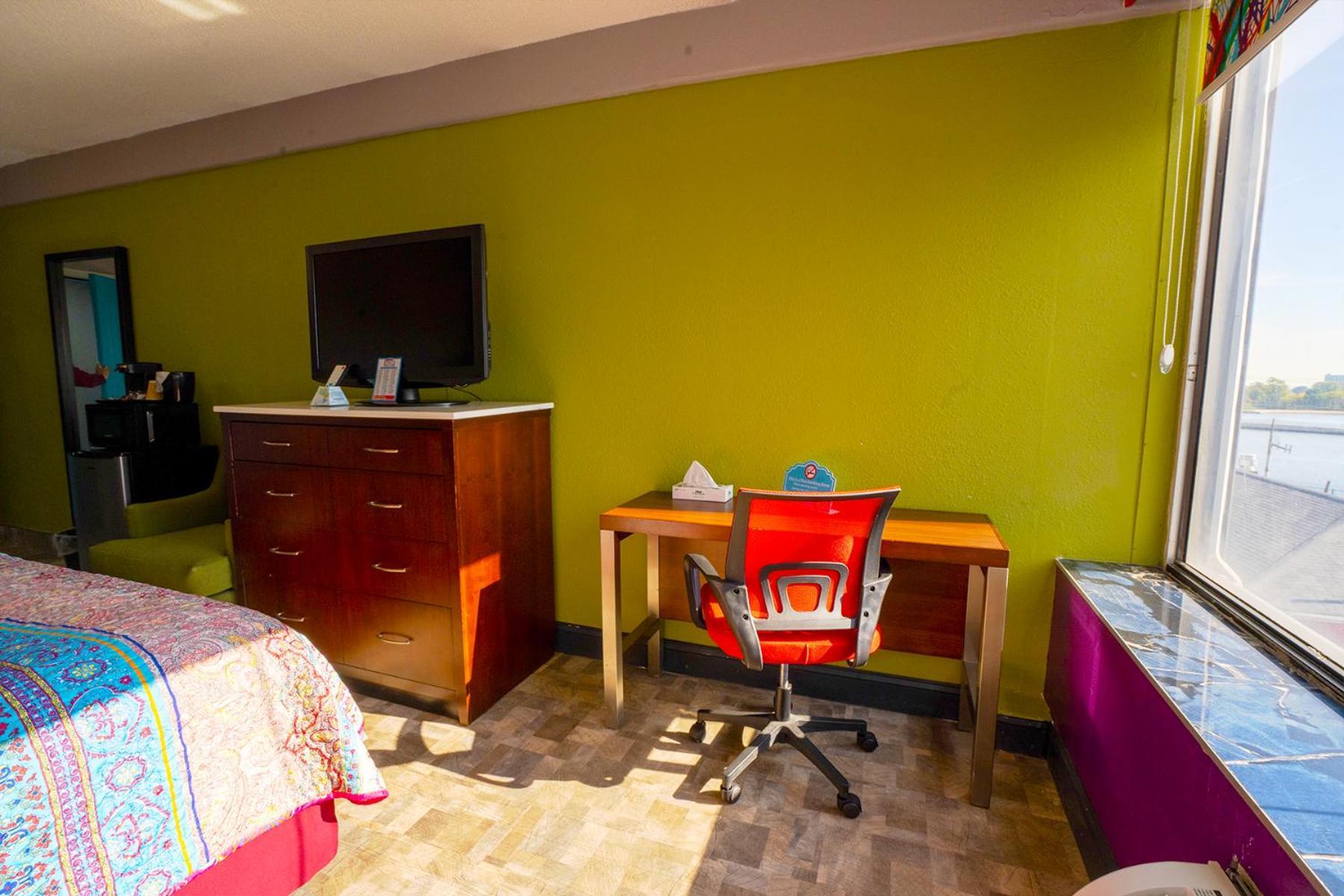 Philly Inn & Suites photo 73
