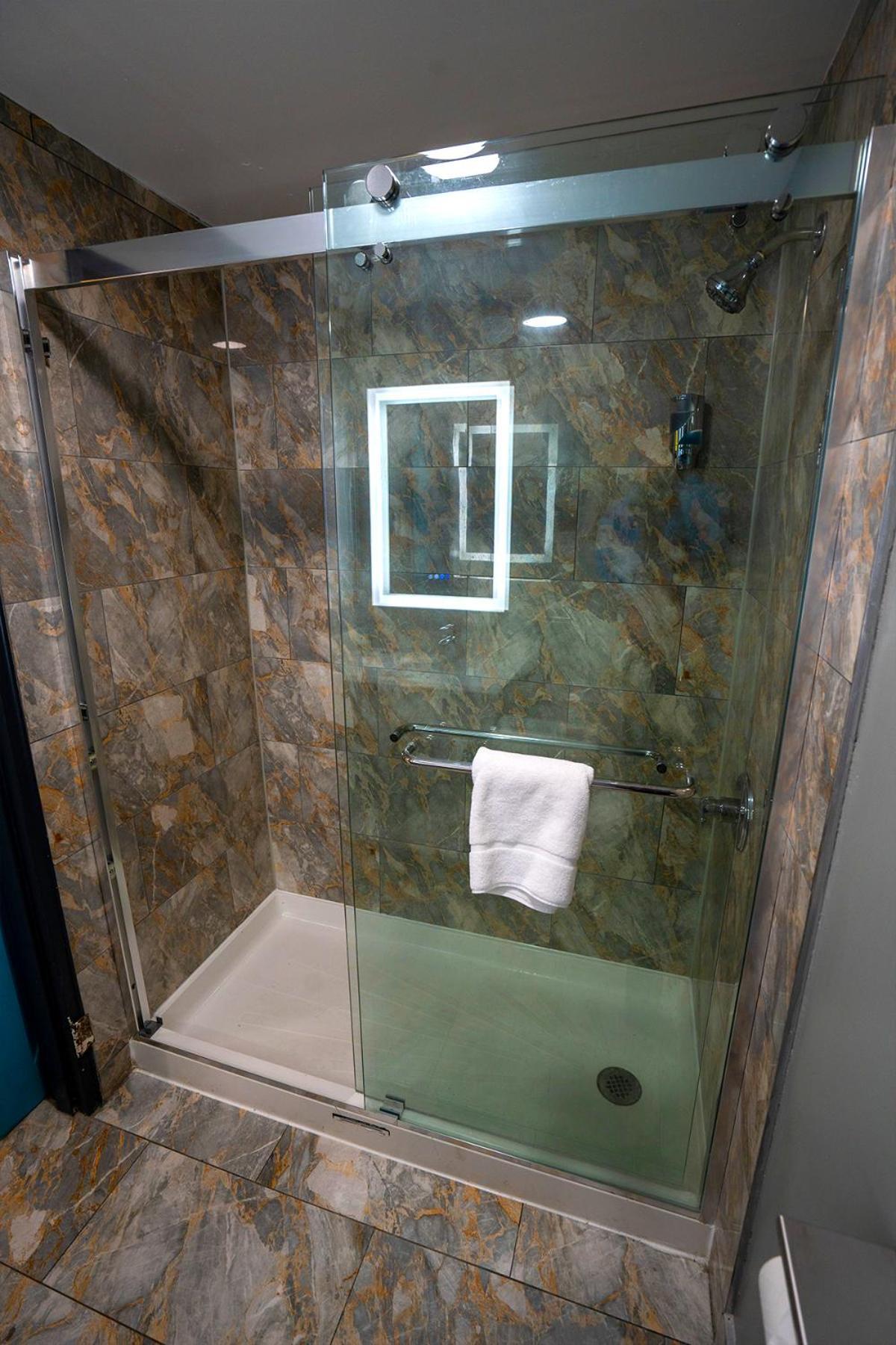 Philly Inn & Suites photo 84