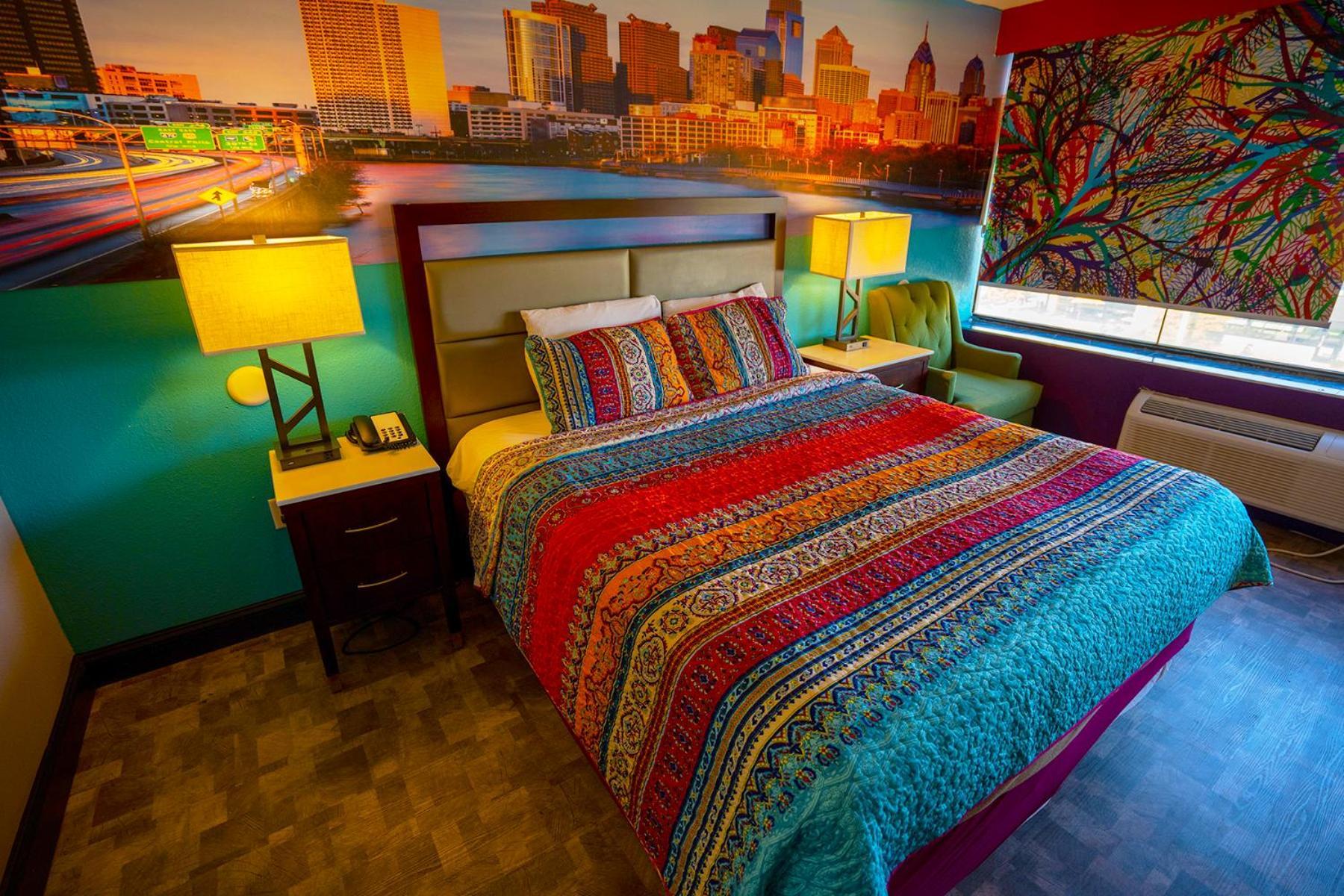 Philly Inn & Suites photo 96
