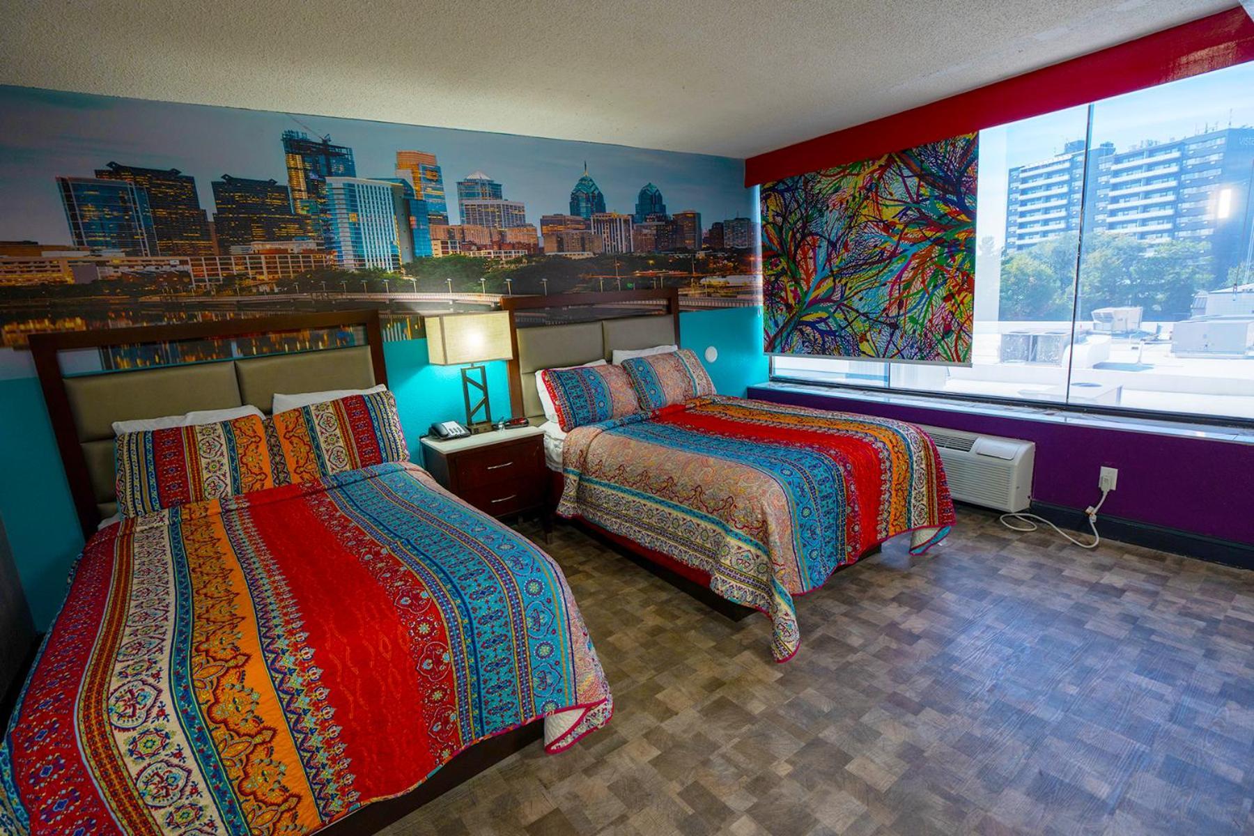 Philly Inn & Suites photo 97