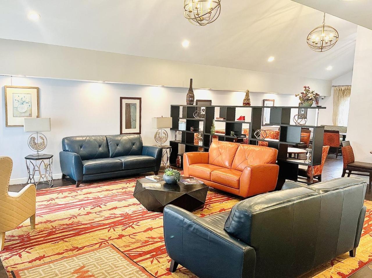 Tysons Corner Suites, A Baymont by Wyndham photo 54