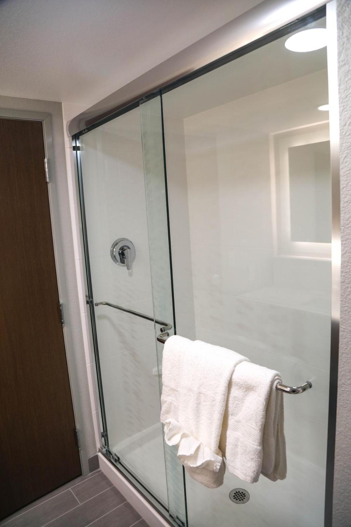 Hampton Inn Lead photo 13