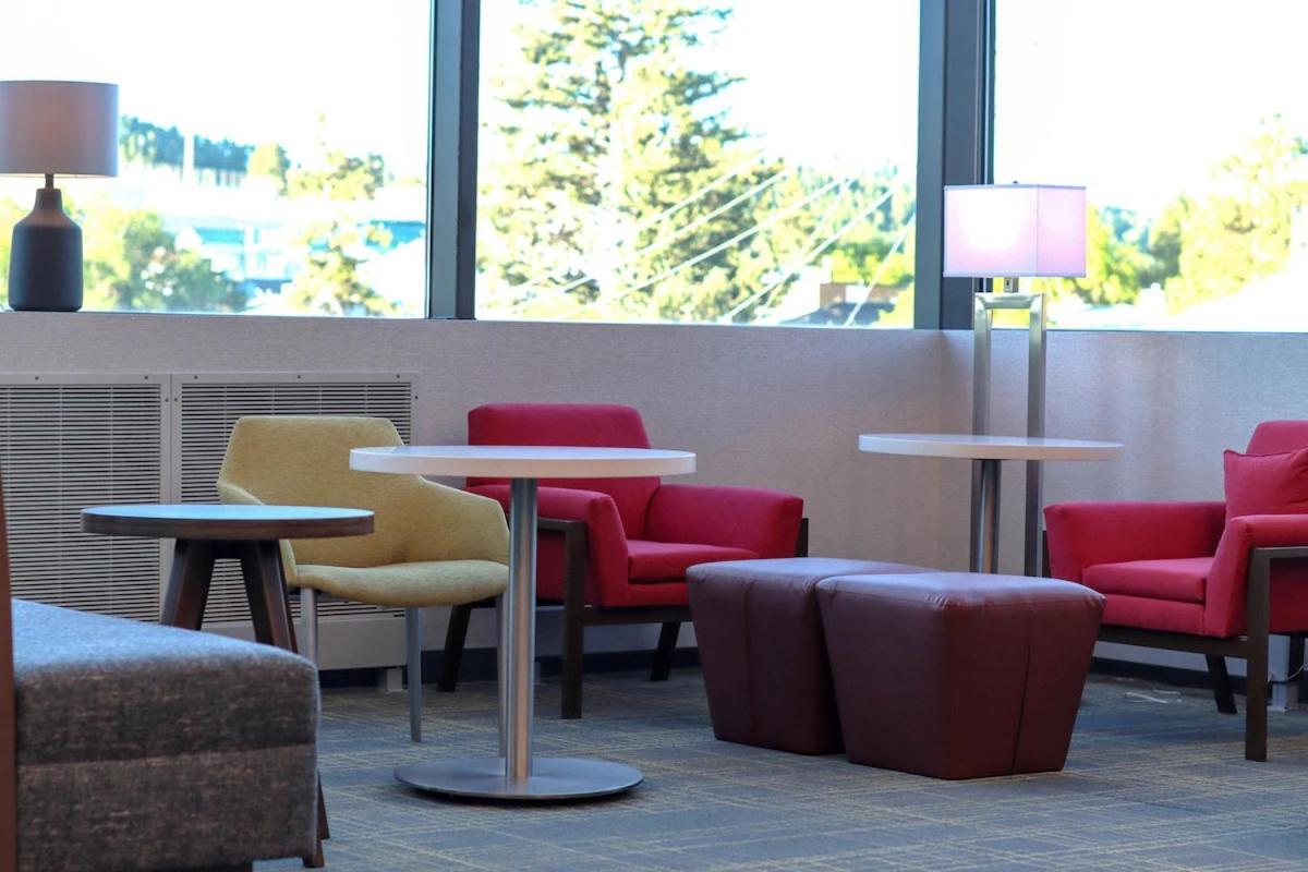 Hampton Inn Lead photo 16