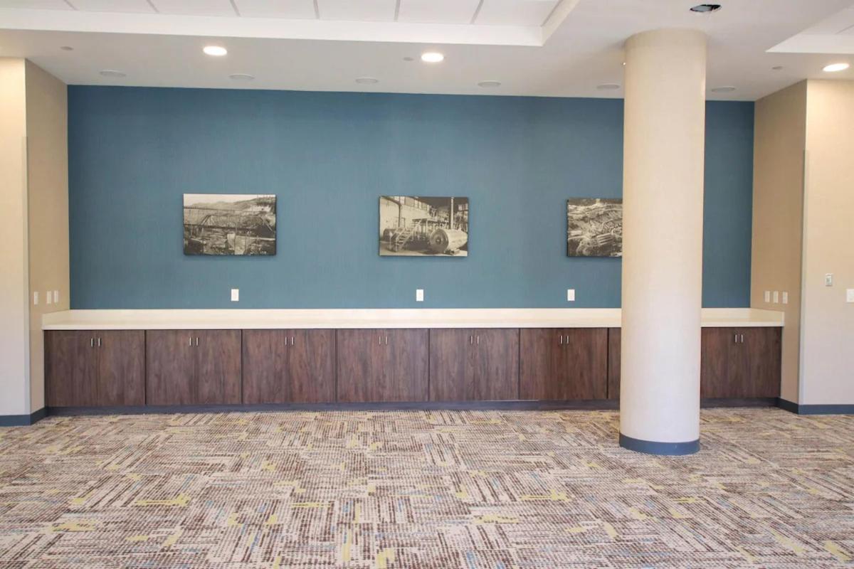 Hampton Inn Lead photo 24