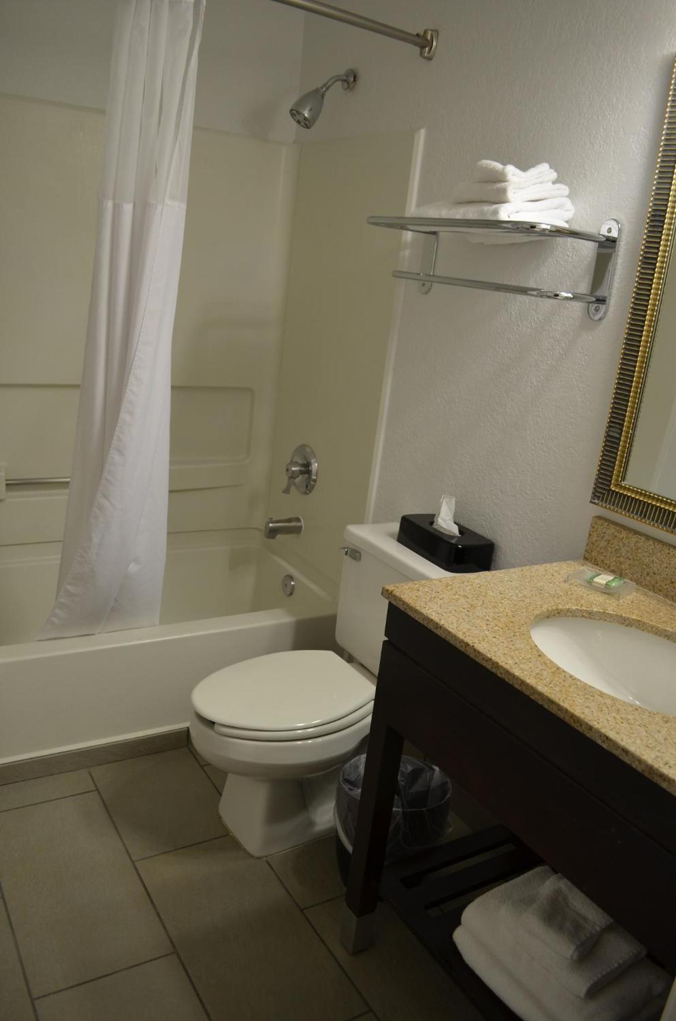 Country Inn & Suites by Radisson, Frederick, MD photo 22