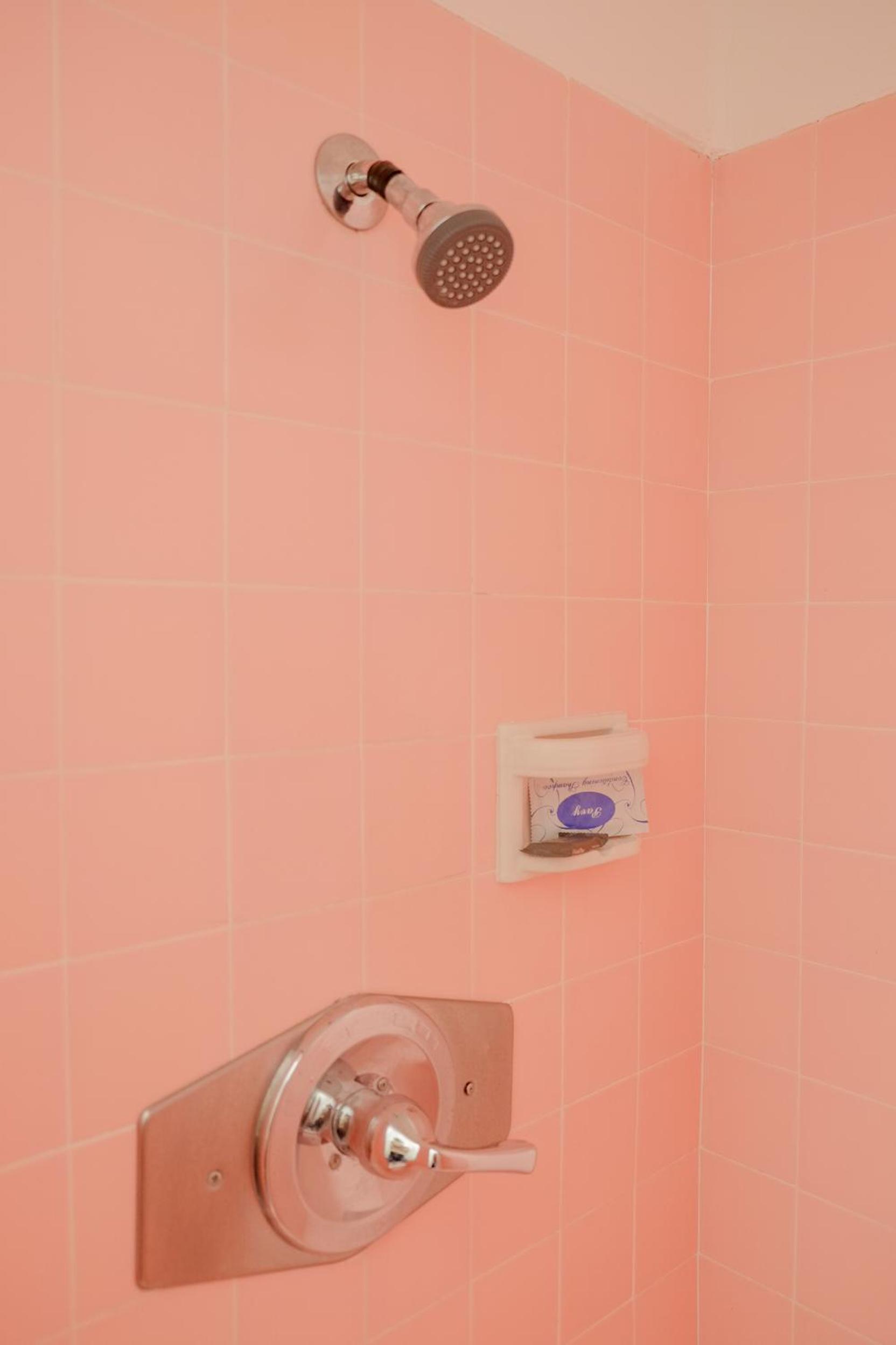 Sherwood Arms Motel photo 63