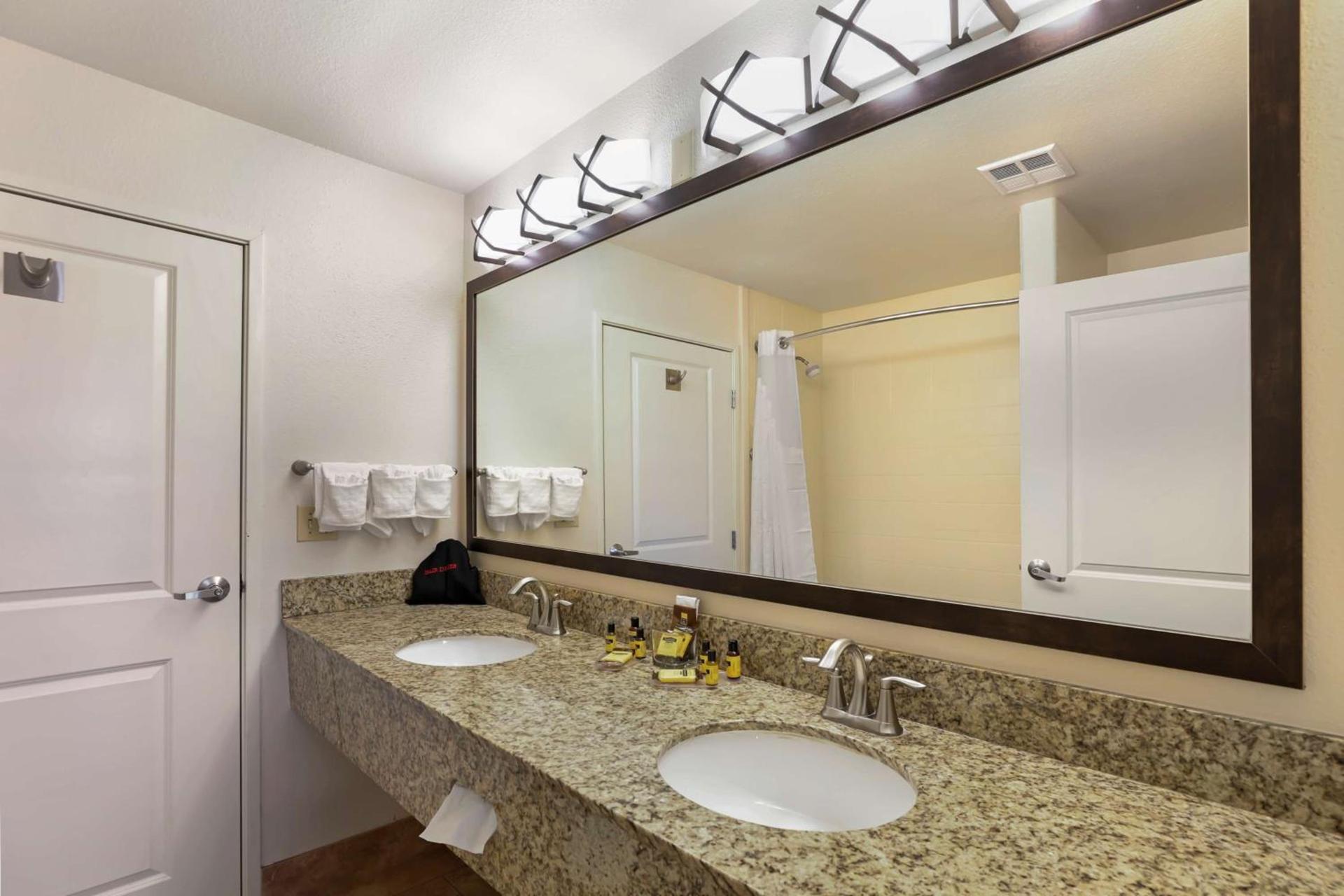 Best Western Plus Castle Rock photo 32