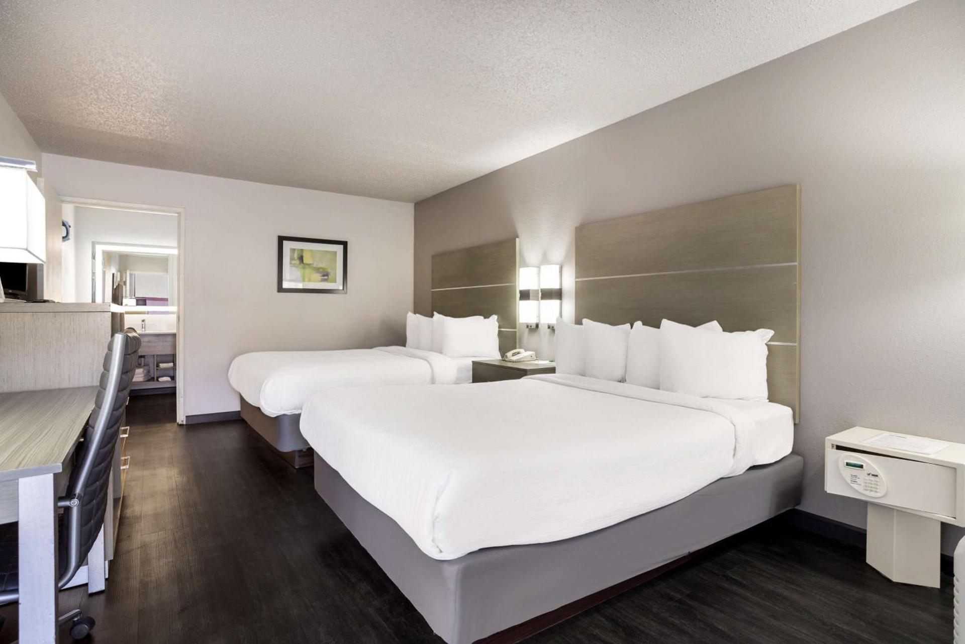 SureStay Hotel by Best Western Grants photo 17