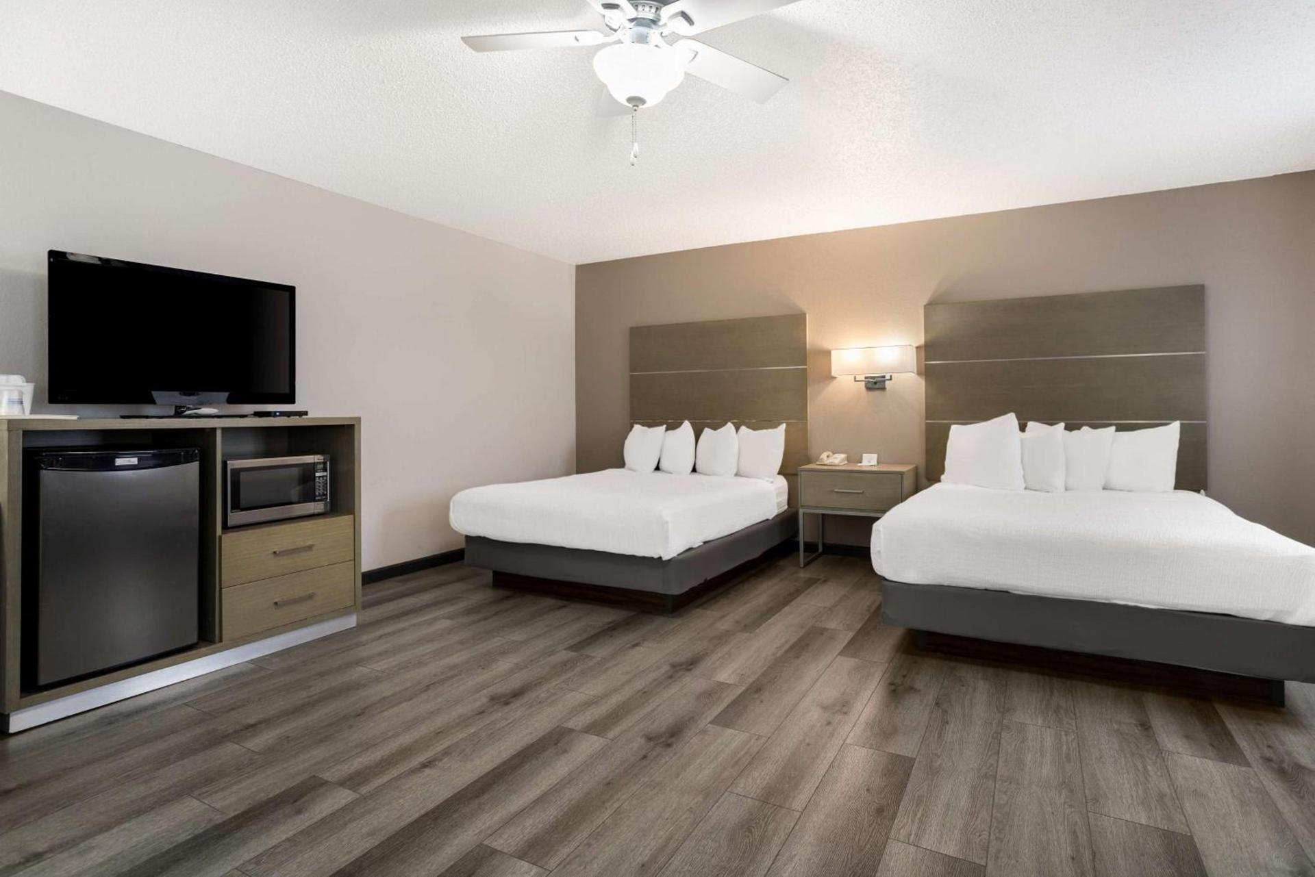 SureStay Hotel by Best Western Grants photo 19
