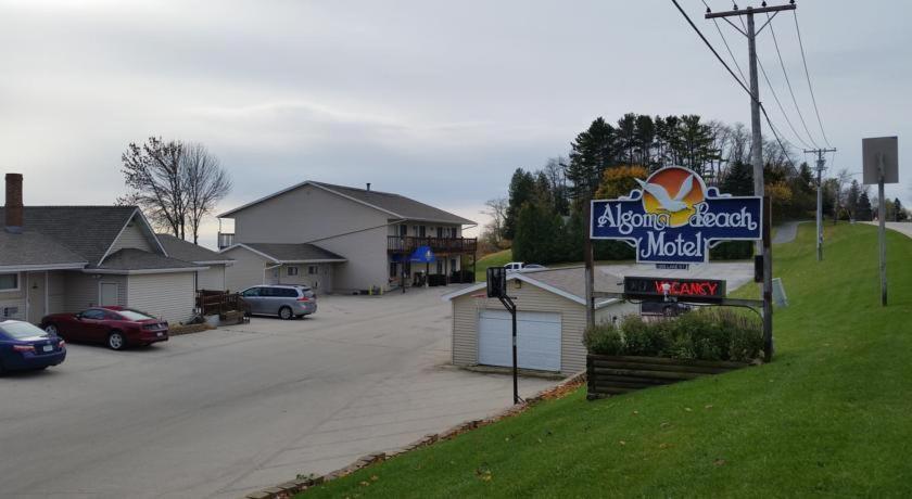 Algoma Beach Motel photo 1