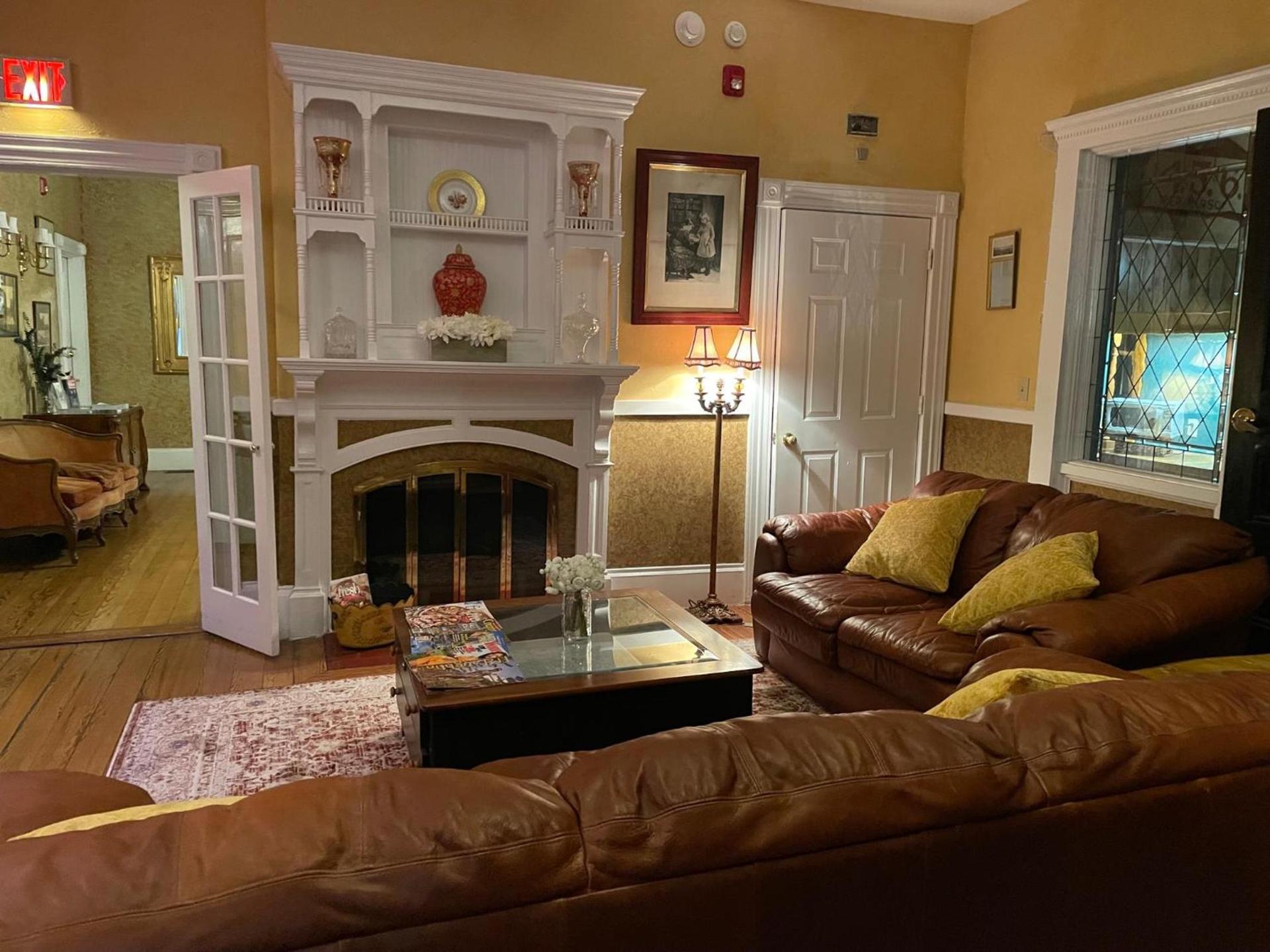 Central House Inn photo 57