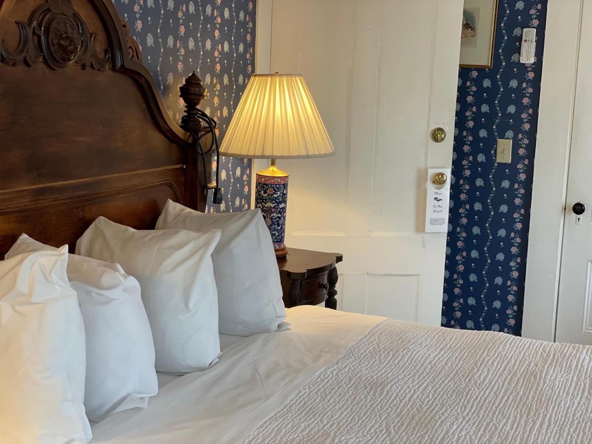 Central House Inn photo 68