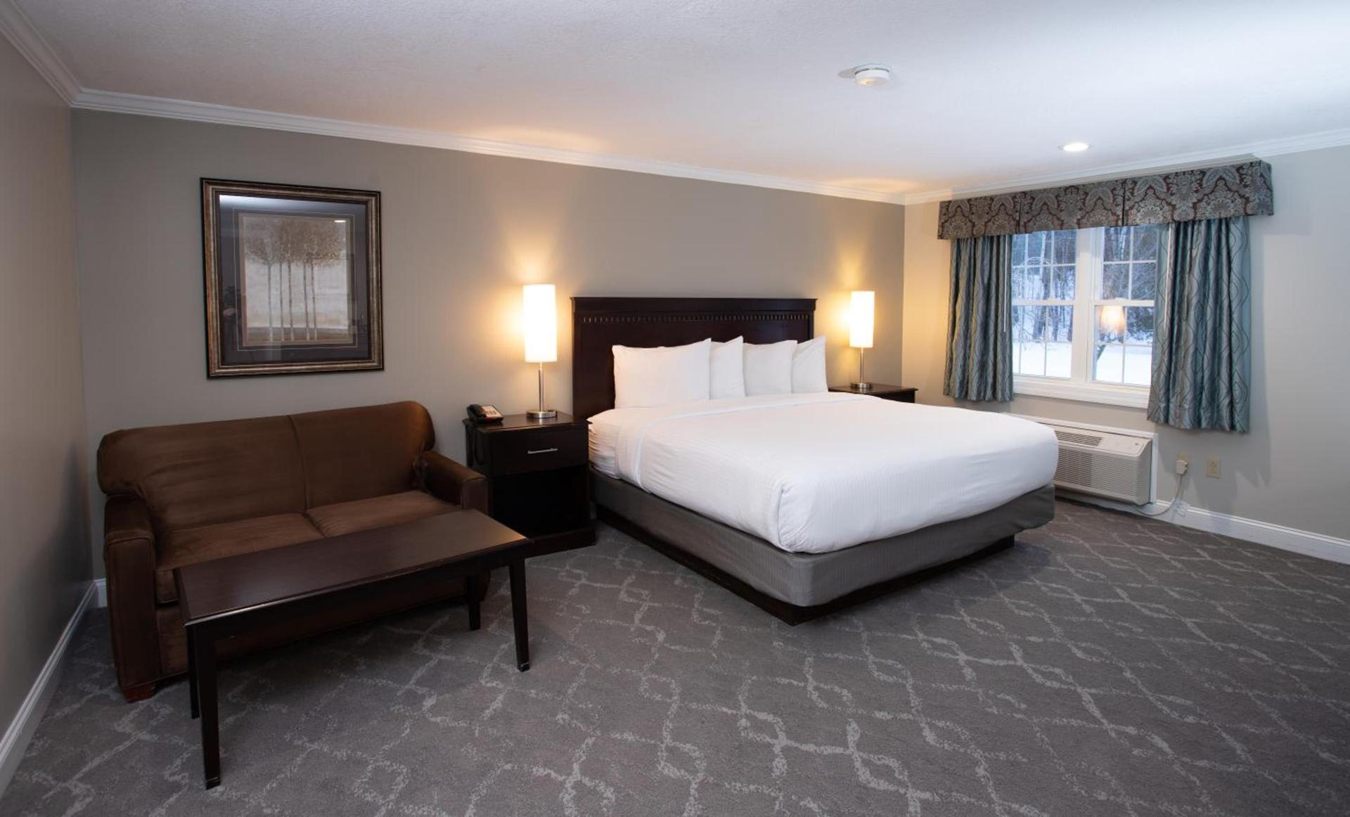 Golden Apple Inn photo 30