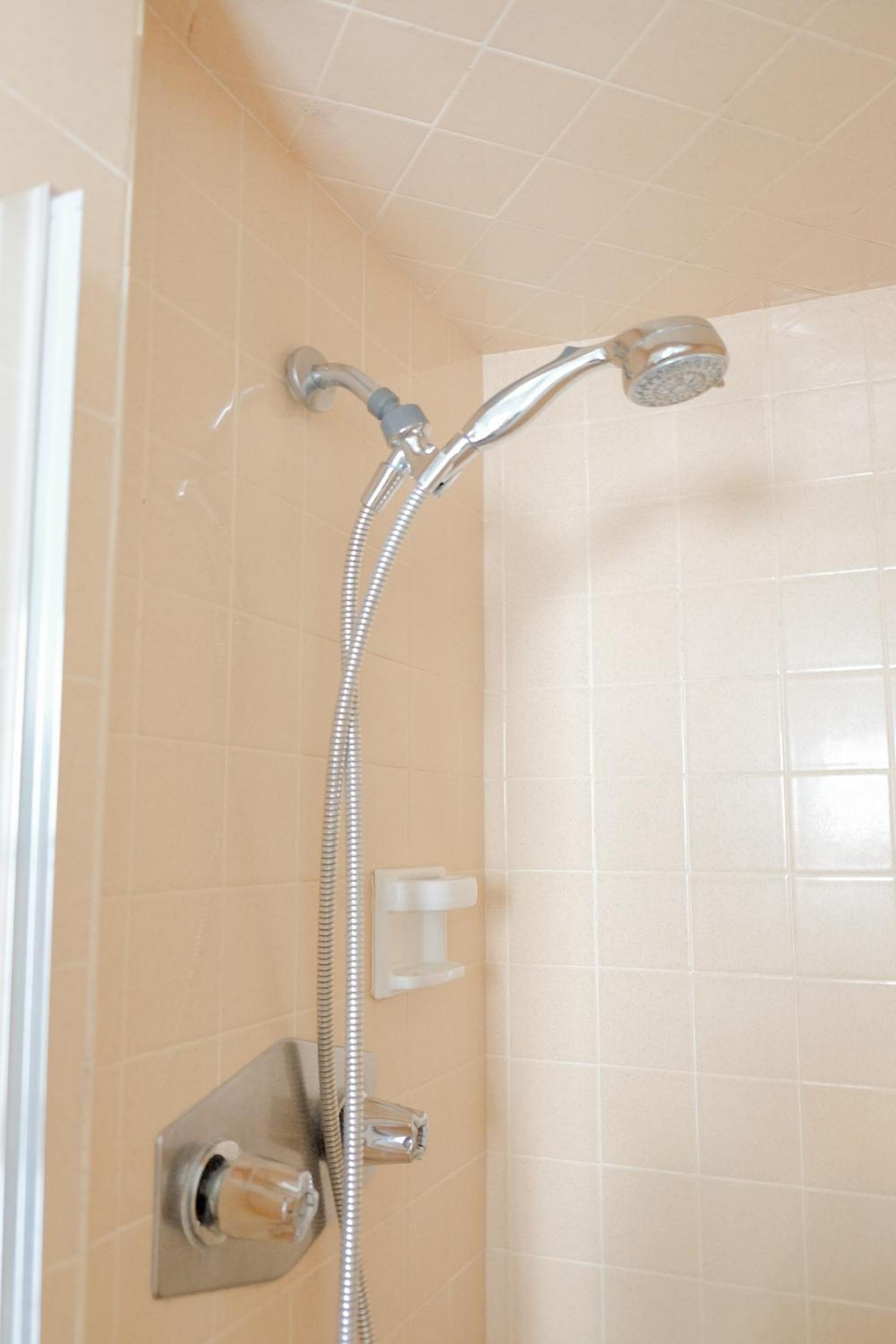 Sherwood Arms Motel photo 45