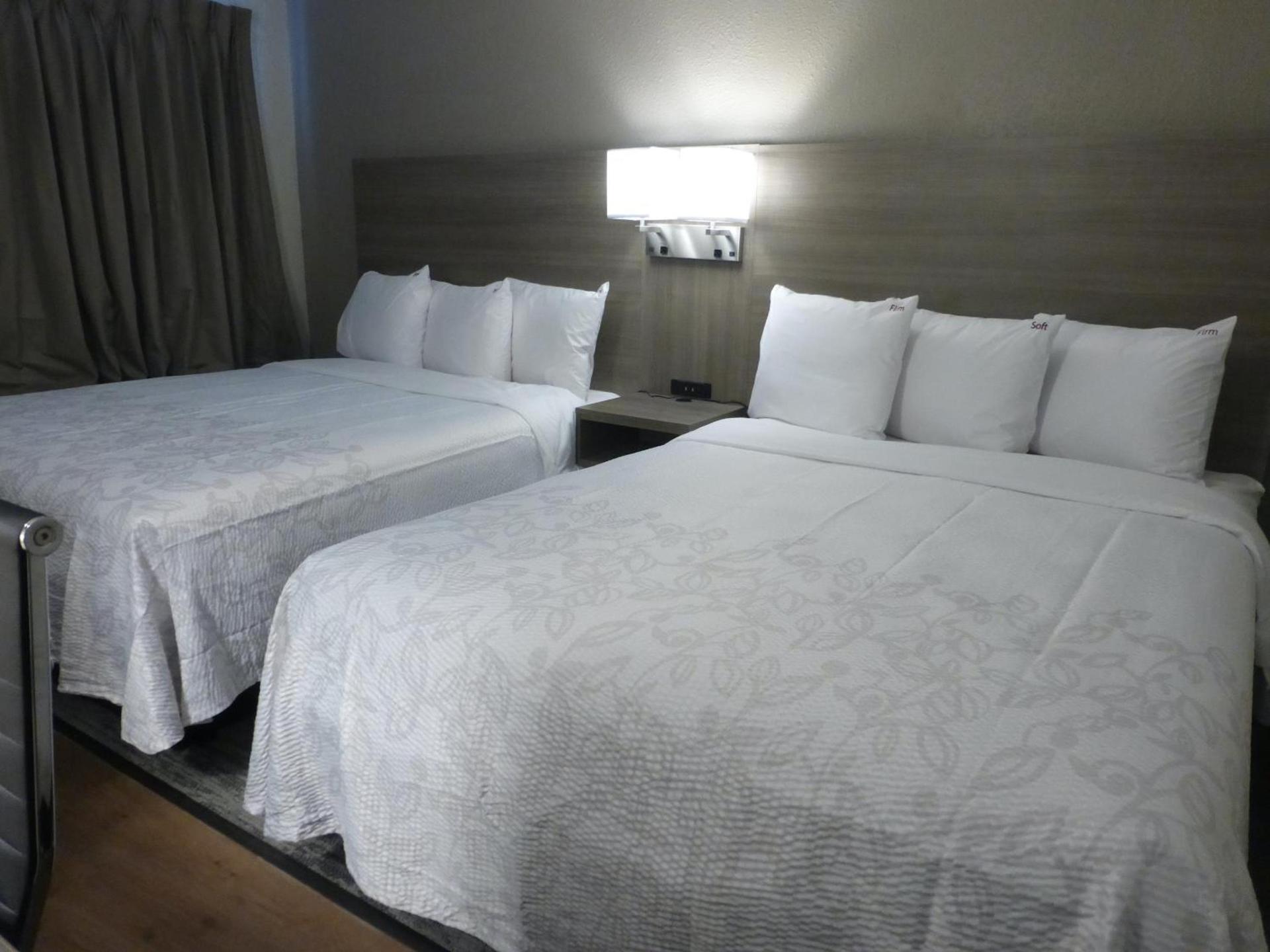 Red Roof Inn Bourbonnais photo 9