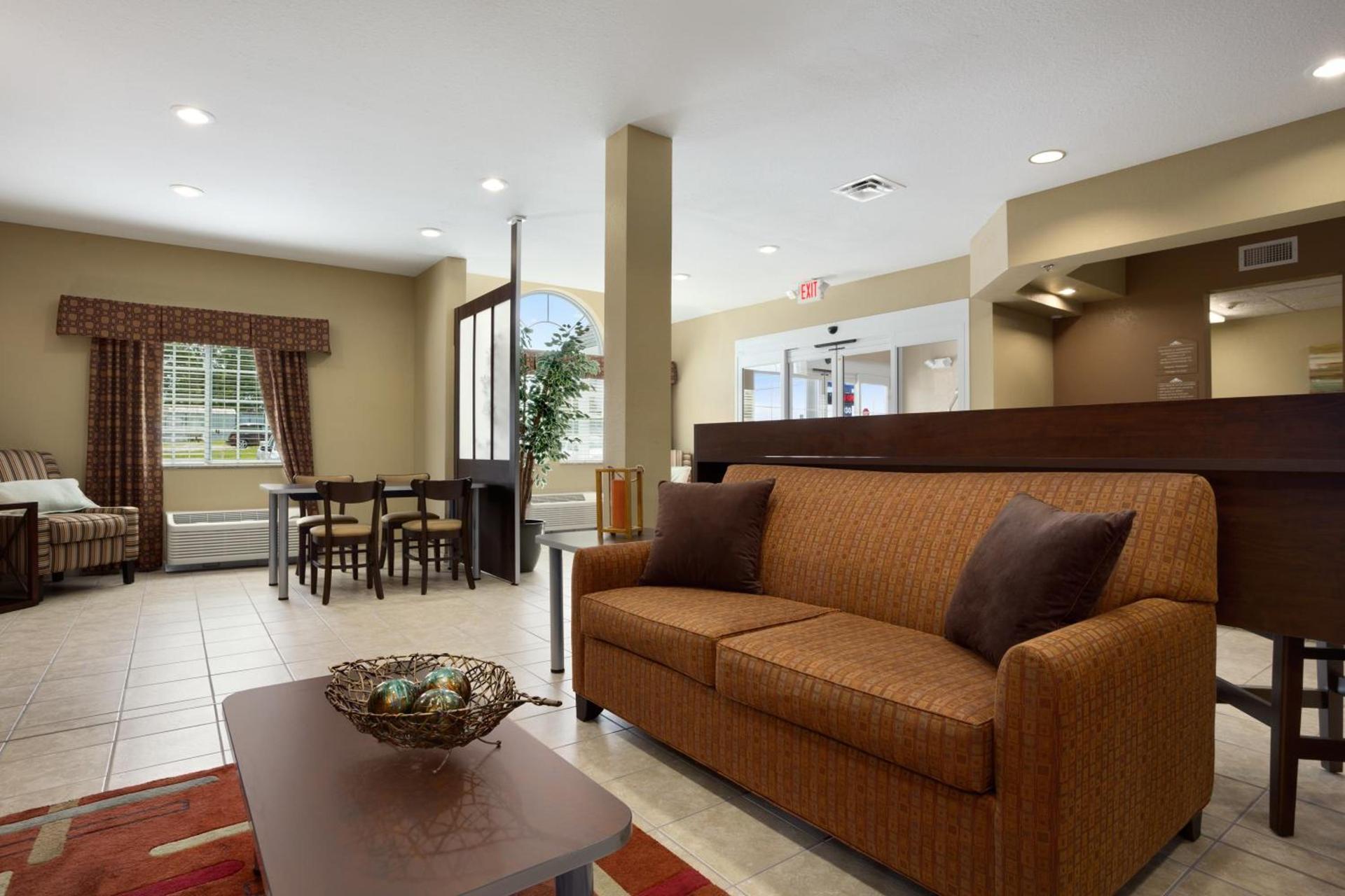 Microtel Inn and Suites Carrollton photo 16