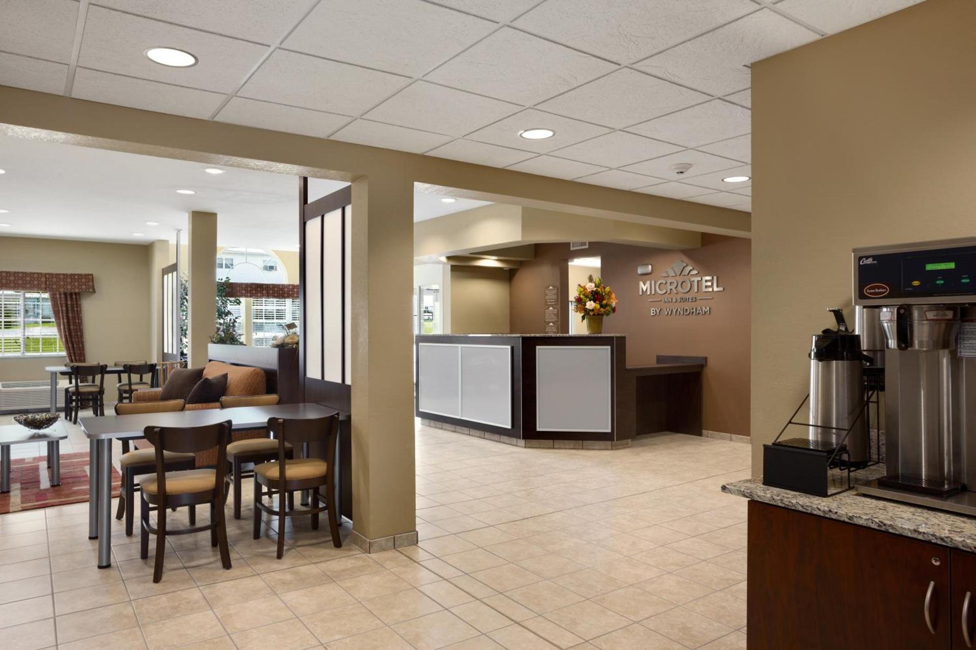 Microtel Inn and Suites Carrollton photo 19