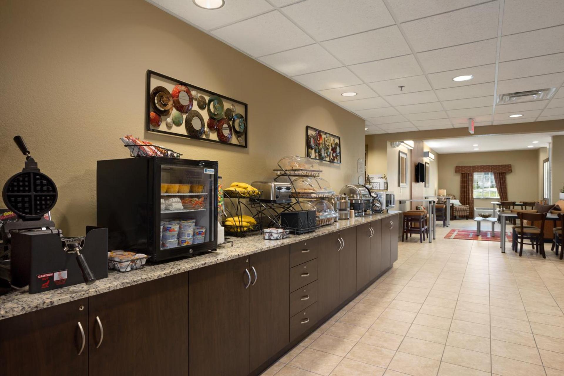 Microtel Inn and Suites Carrollton photo 21
