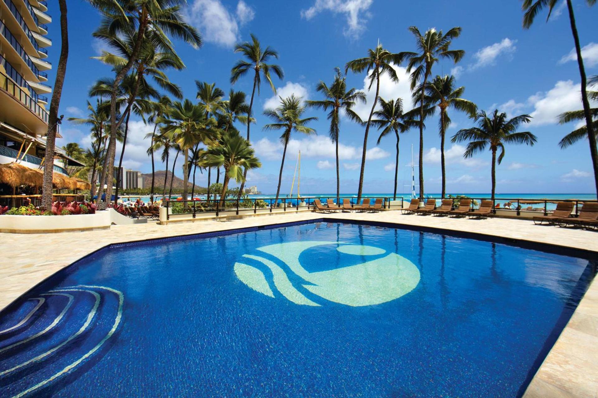 OUTRIGGER Waikiki Beach Resort photo 2