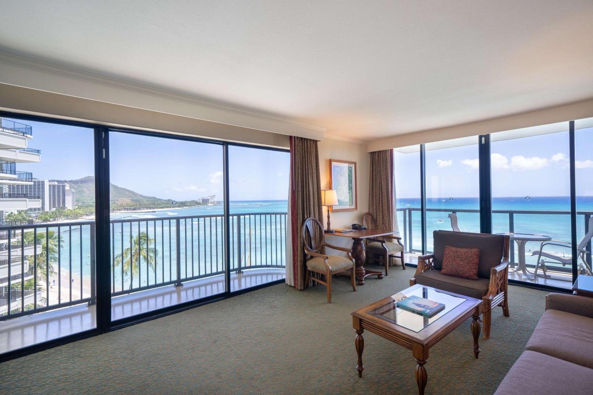OUTRIGGER Waikiki Beach Resort photo 21