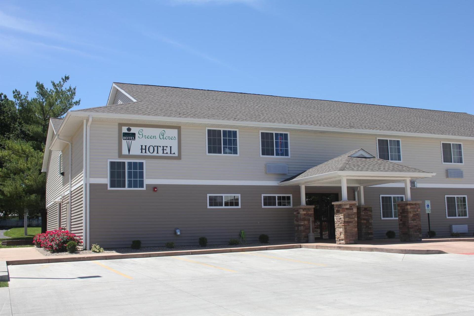 Green Acres Hotel photo 16