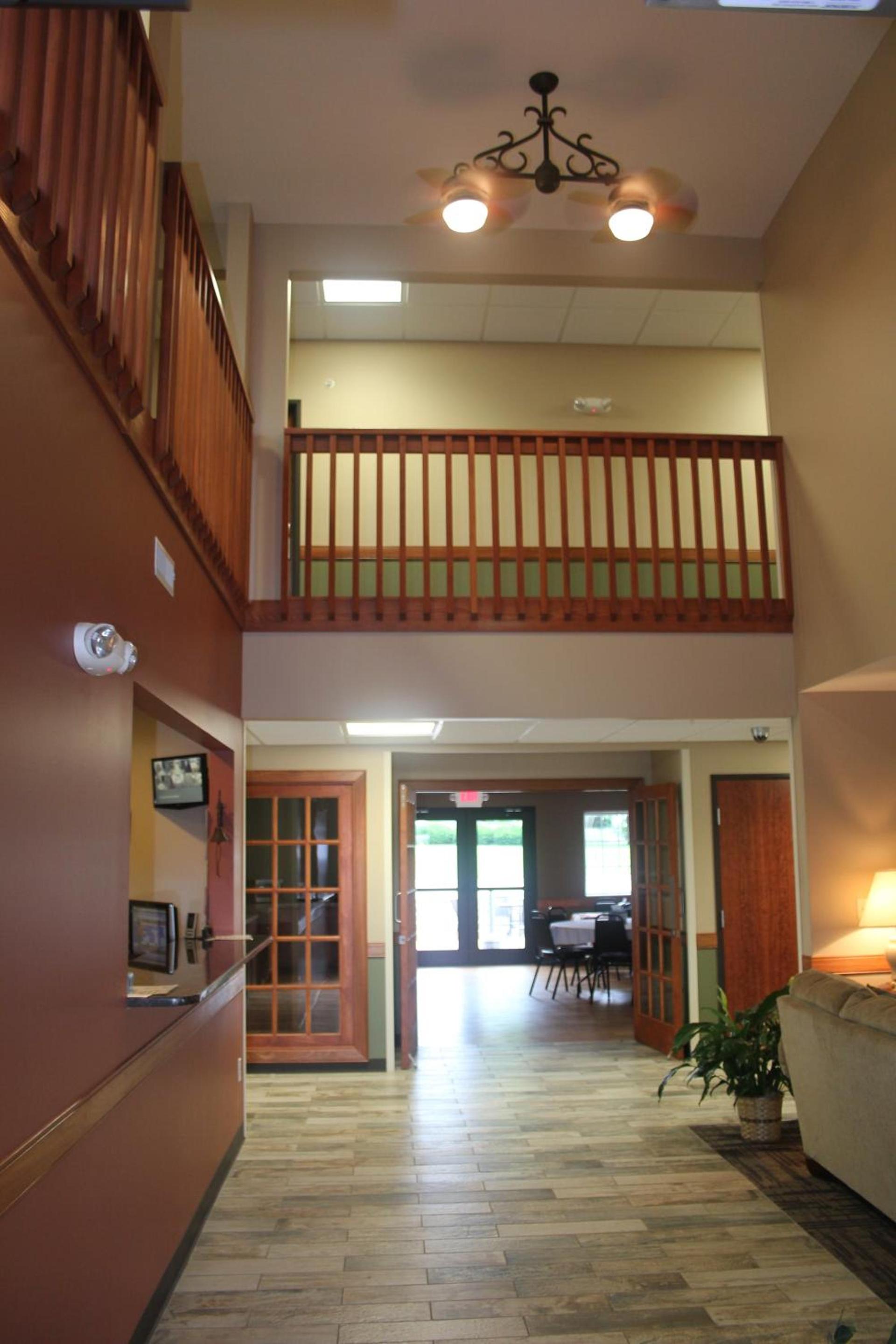 Green Acres Hotel photo 8