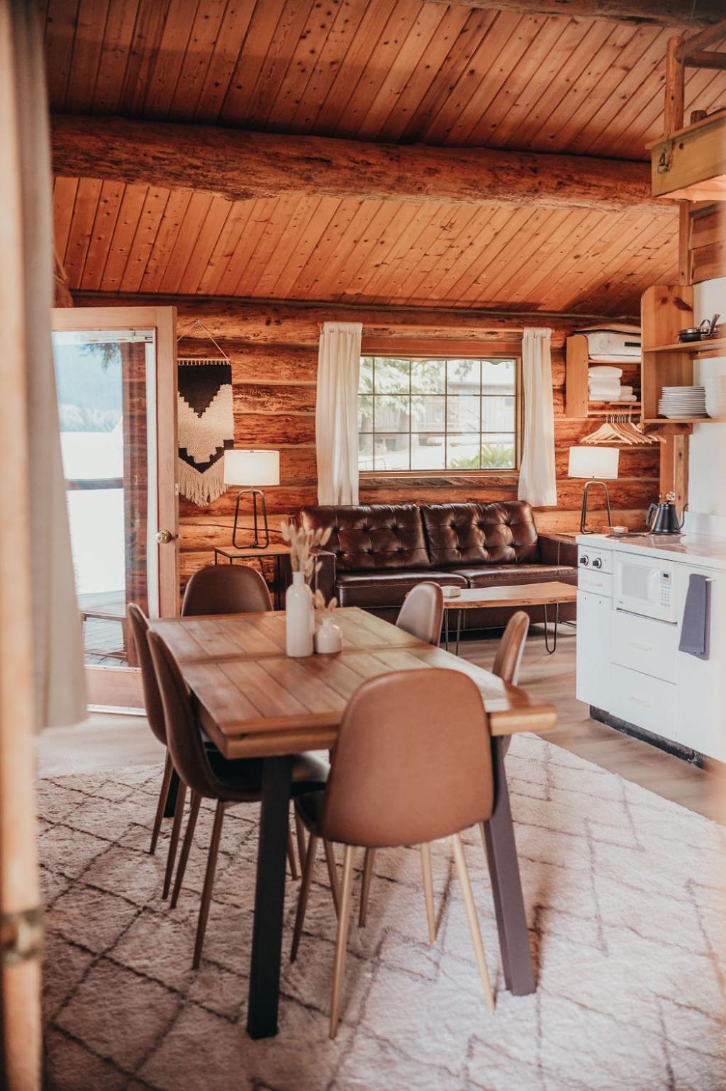 Wilder and Pine Riverside Cabins photo 18
