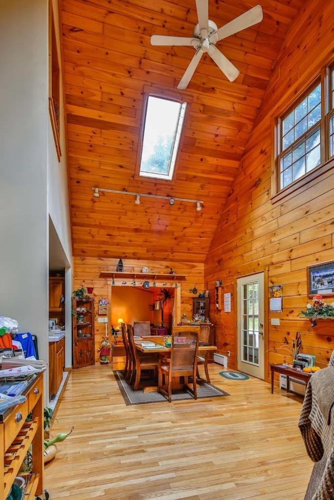 The Old Tioga Inn Bed and Breakfast photo 3