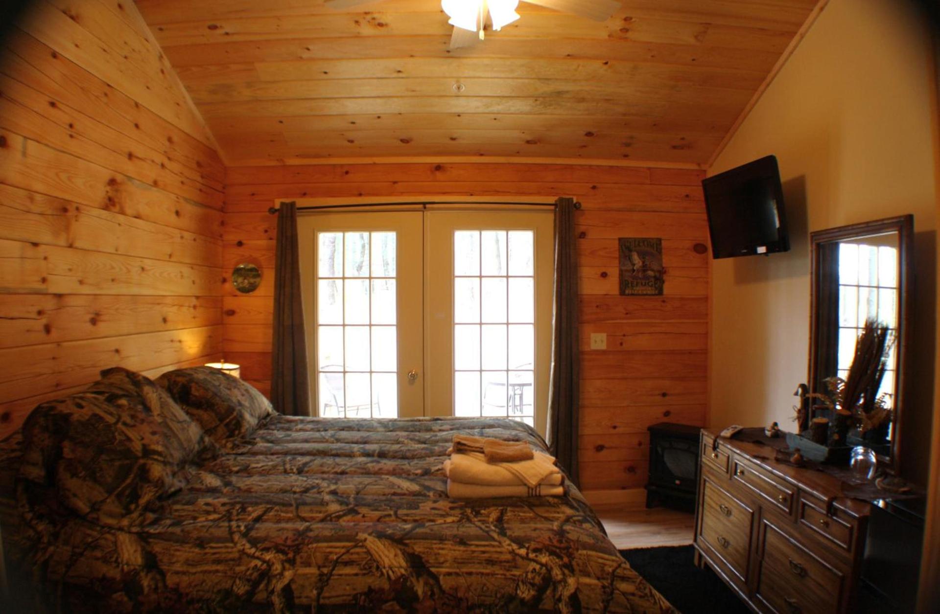 The Old Tioga Inn Bed and Breakfast photo 4