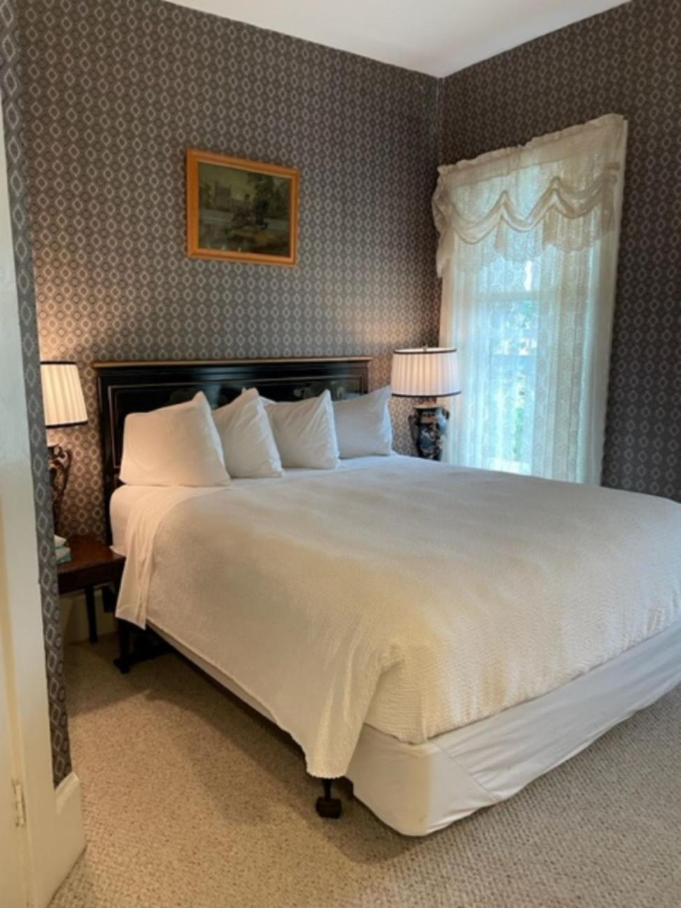 Central House Inn photo 83