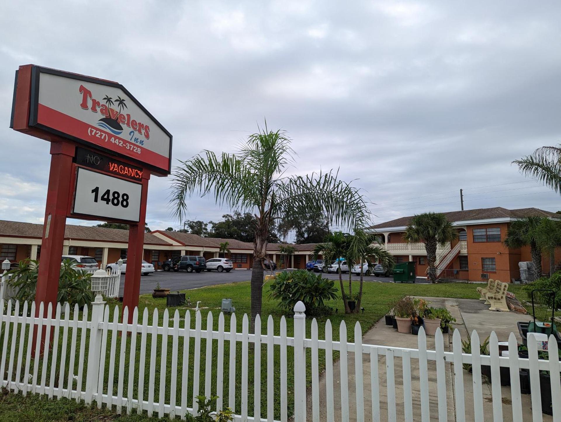 Travelers Inn - Clearwater photo 1