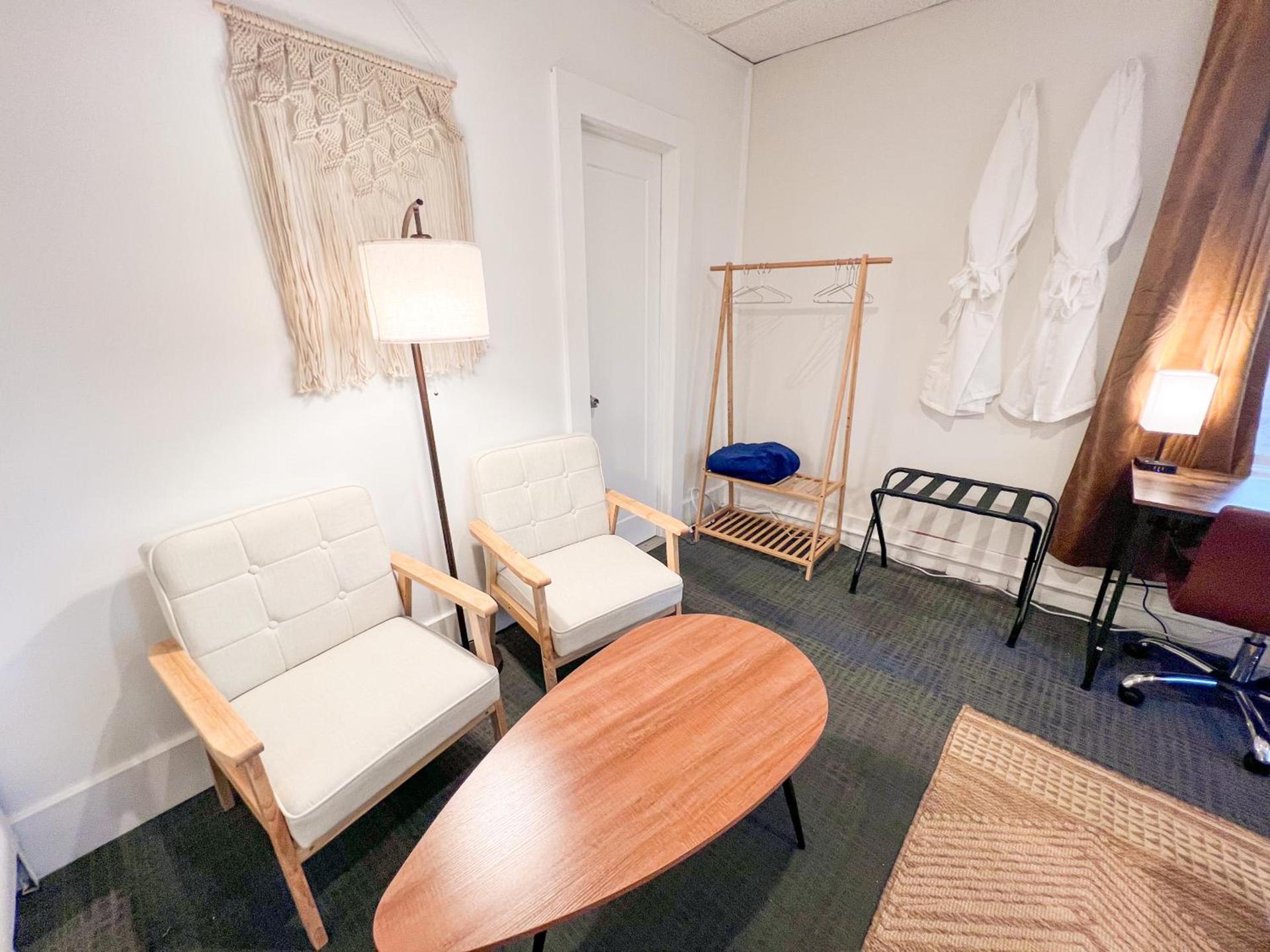 ITH Hermosa Beach Surf Hostel LAX photo 33