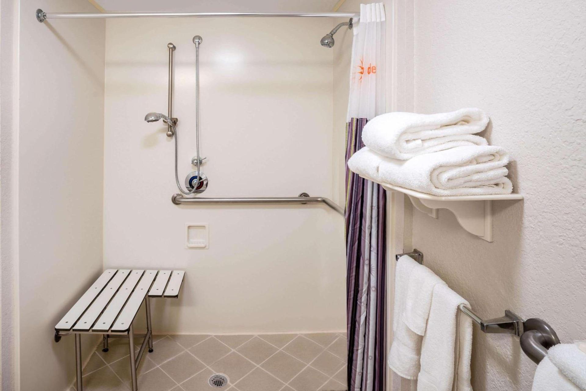 La Quinta by Wyndham Nashville Airport/Opryland photo 38