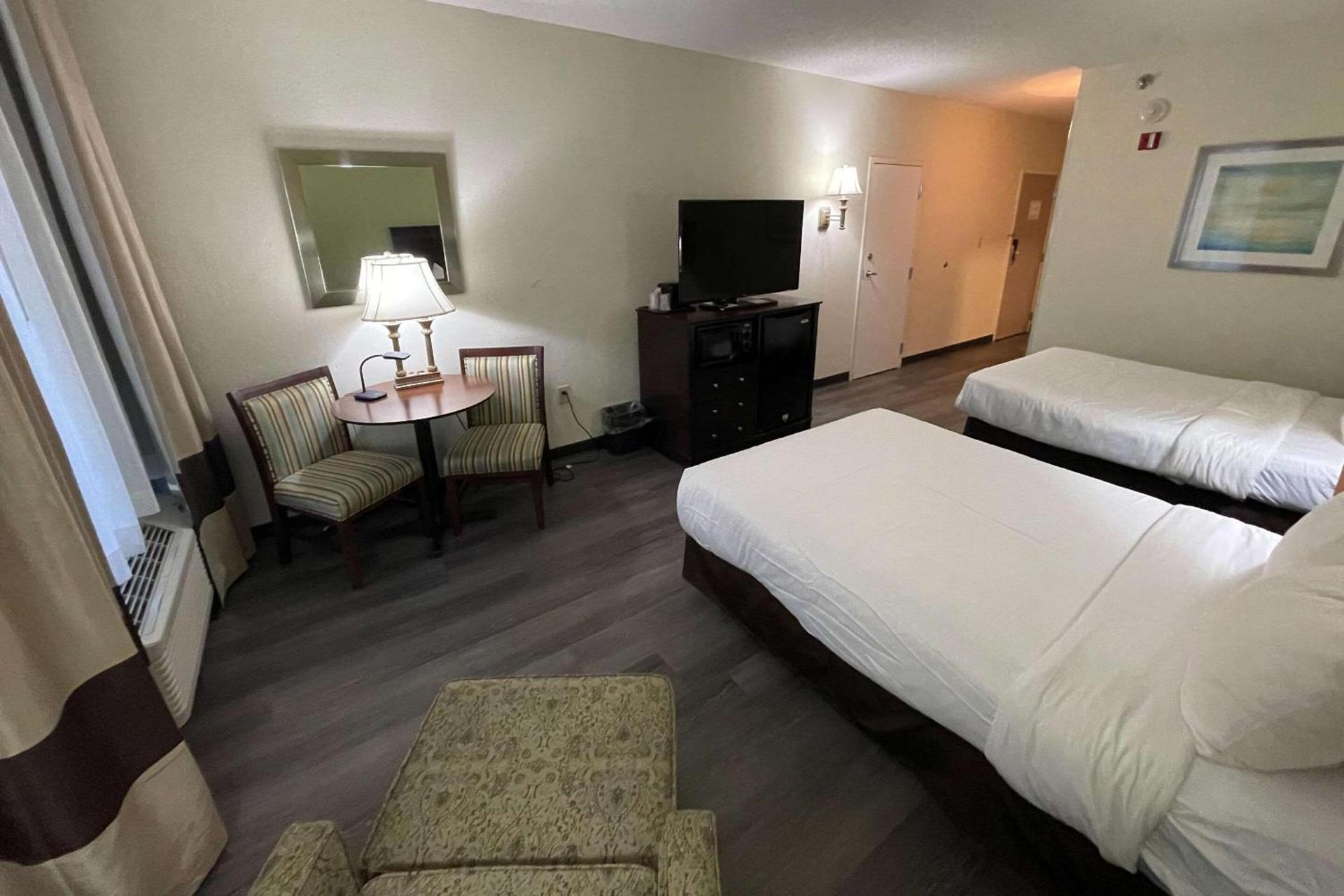 Comfort Inn Pinehurst - Southern Pines photo 17