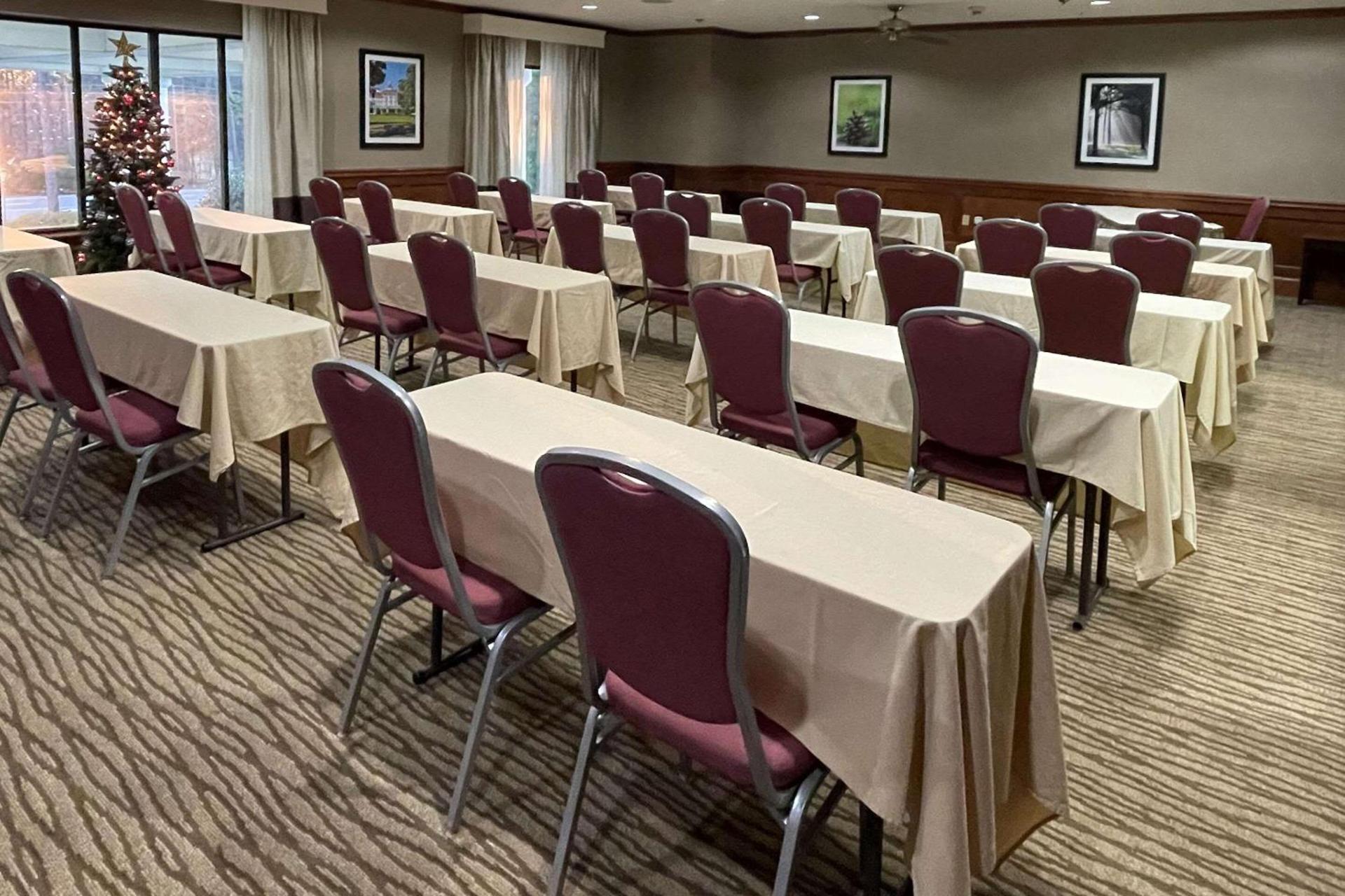 Comfort Inn Pinehurst - Southern Pines photo 61