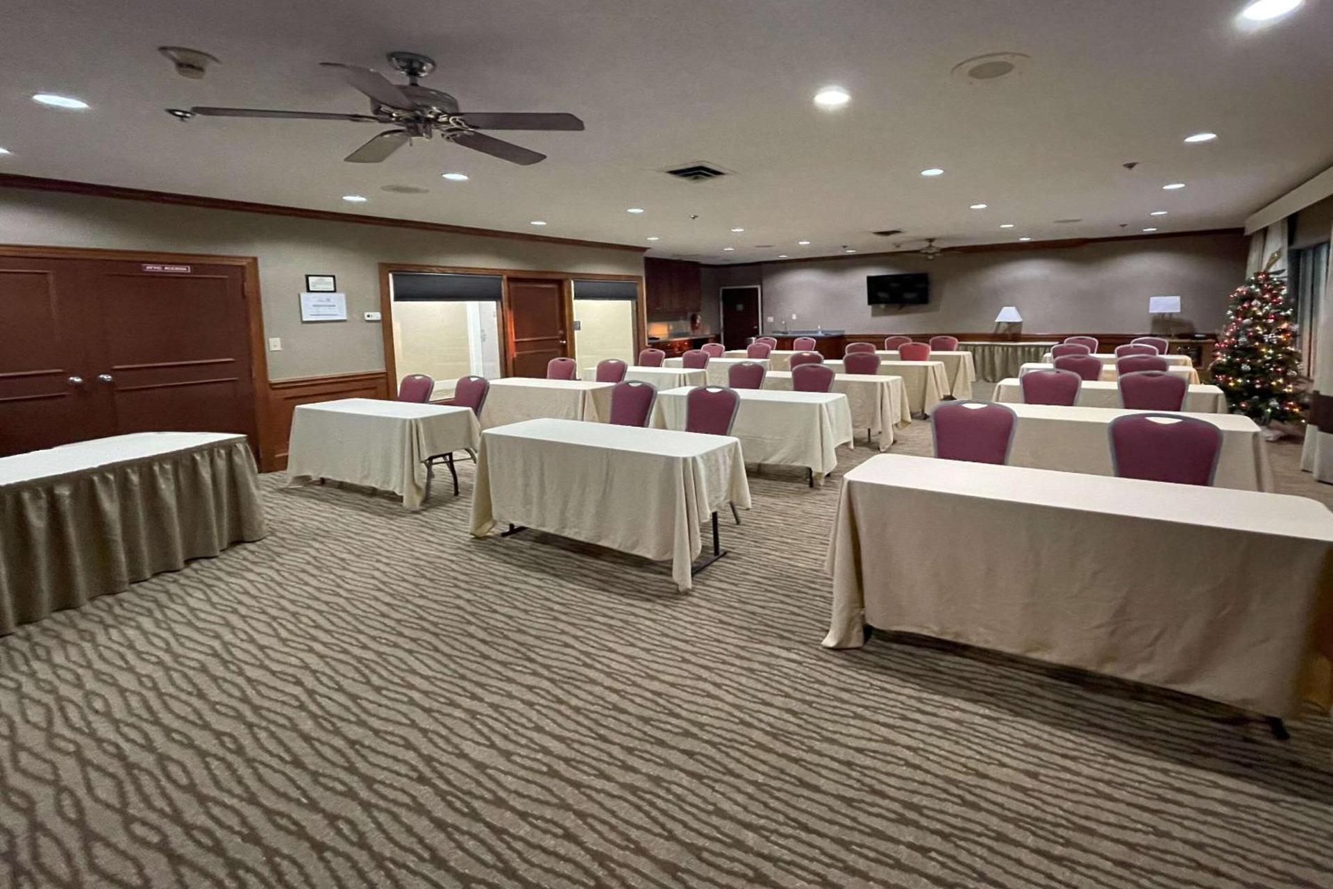 Comfort Inn Pinehurst - Southern Pines photo 63