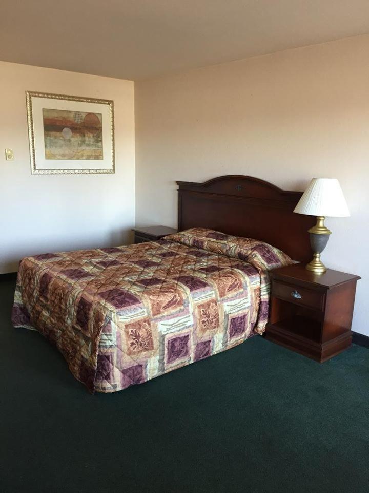 Summer Wind Budget Motel photo 20