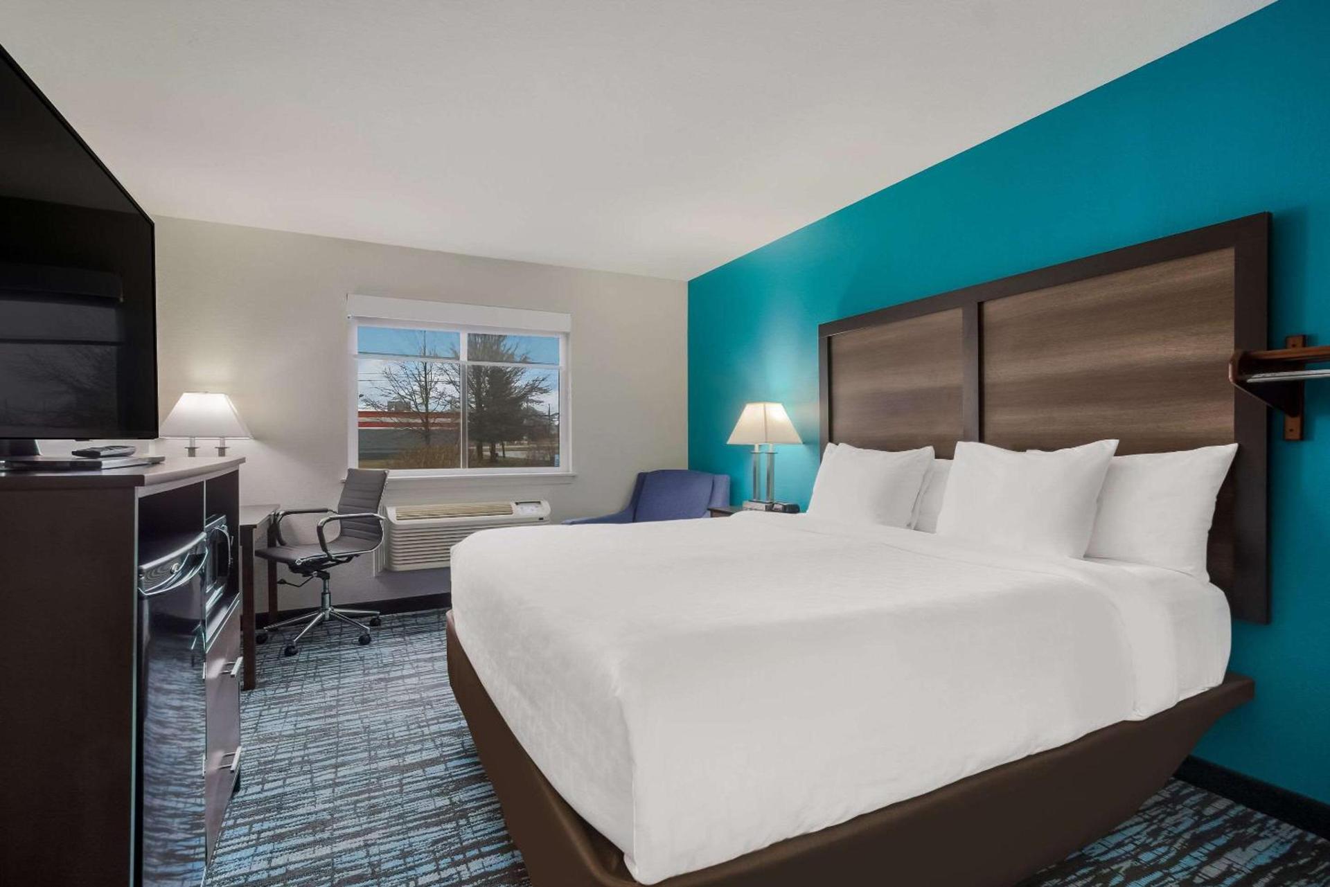 Clarion Pointe Harrodsburg-Danville photo 9