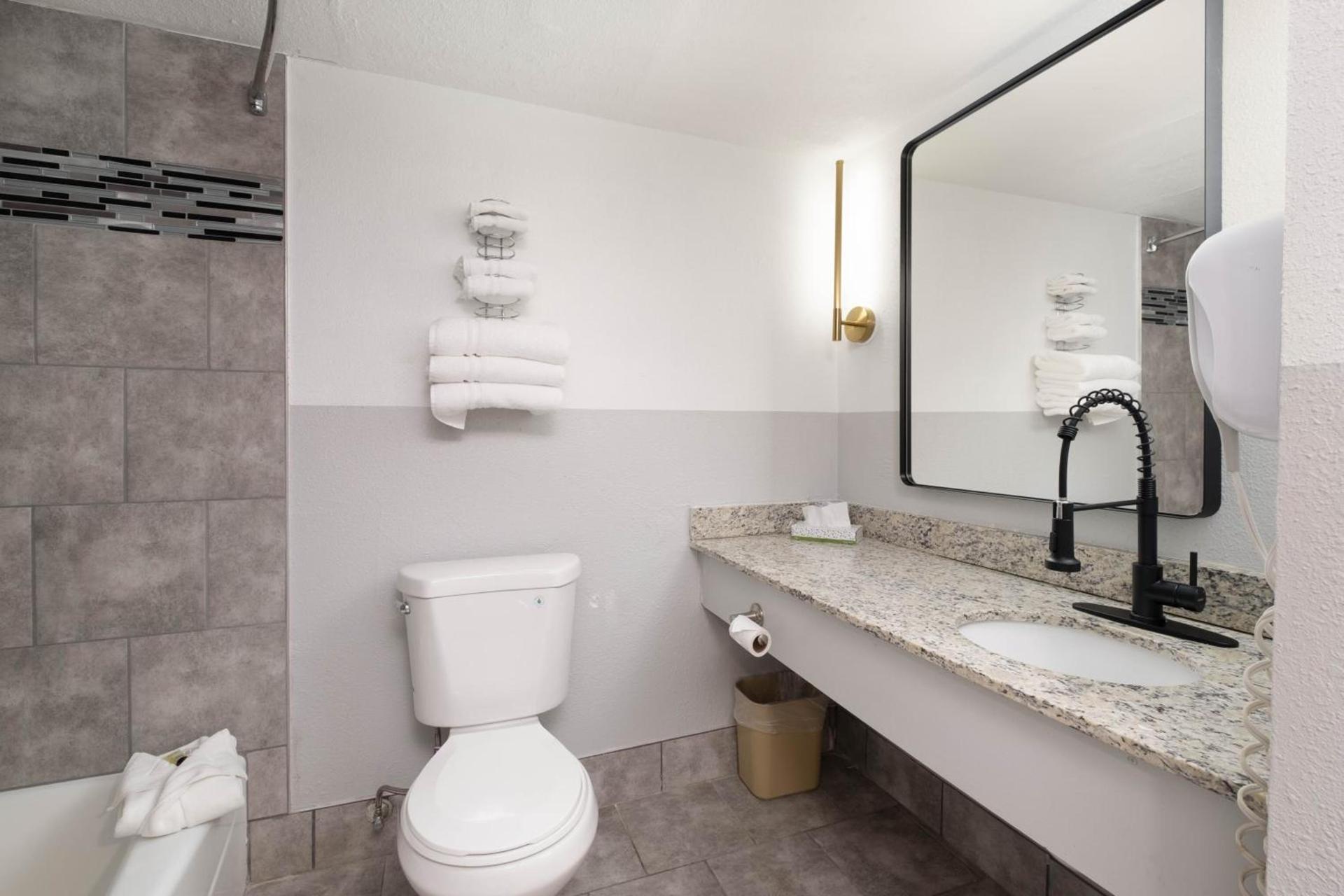 The Westerner - Extended Stay photo 65