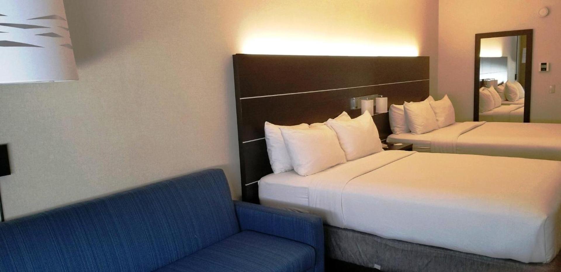 Holiday Inn Express Madera by IHG photo 32