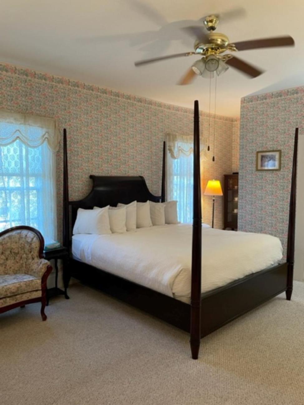 Central House Inn photo 92