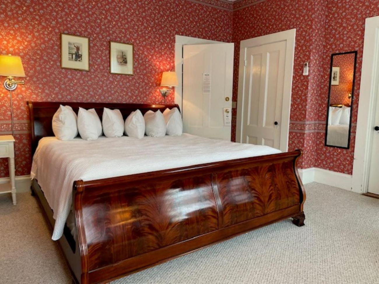 Central House Inn photo 94