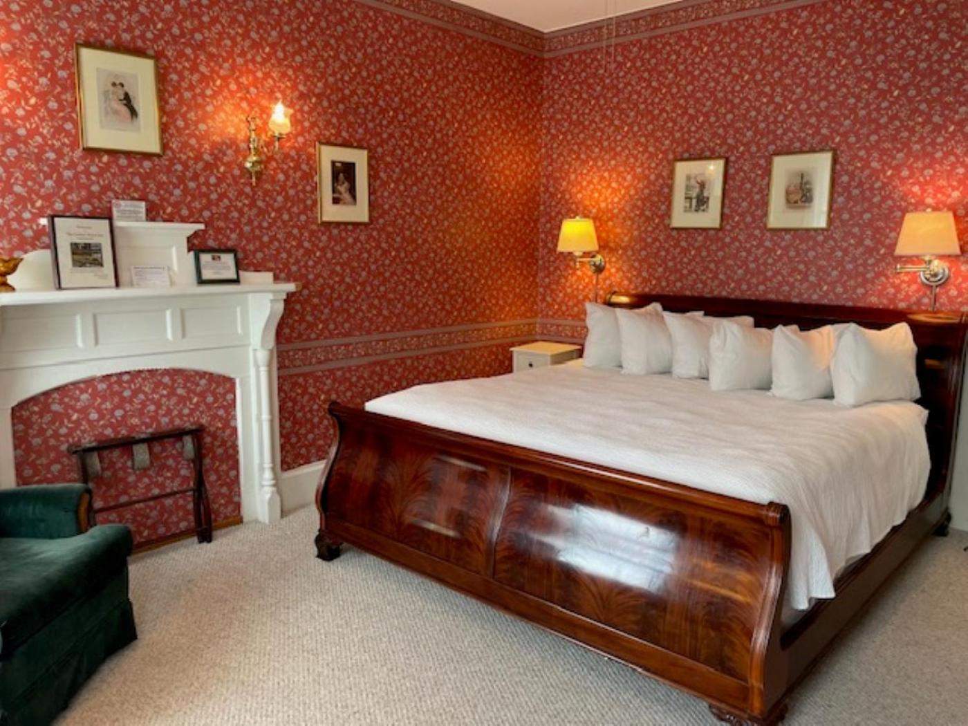 Central House Inn photo 96