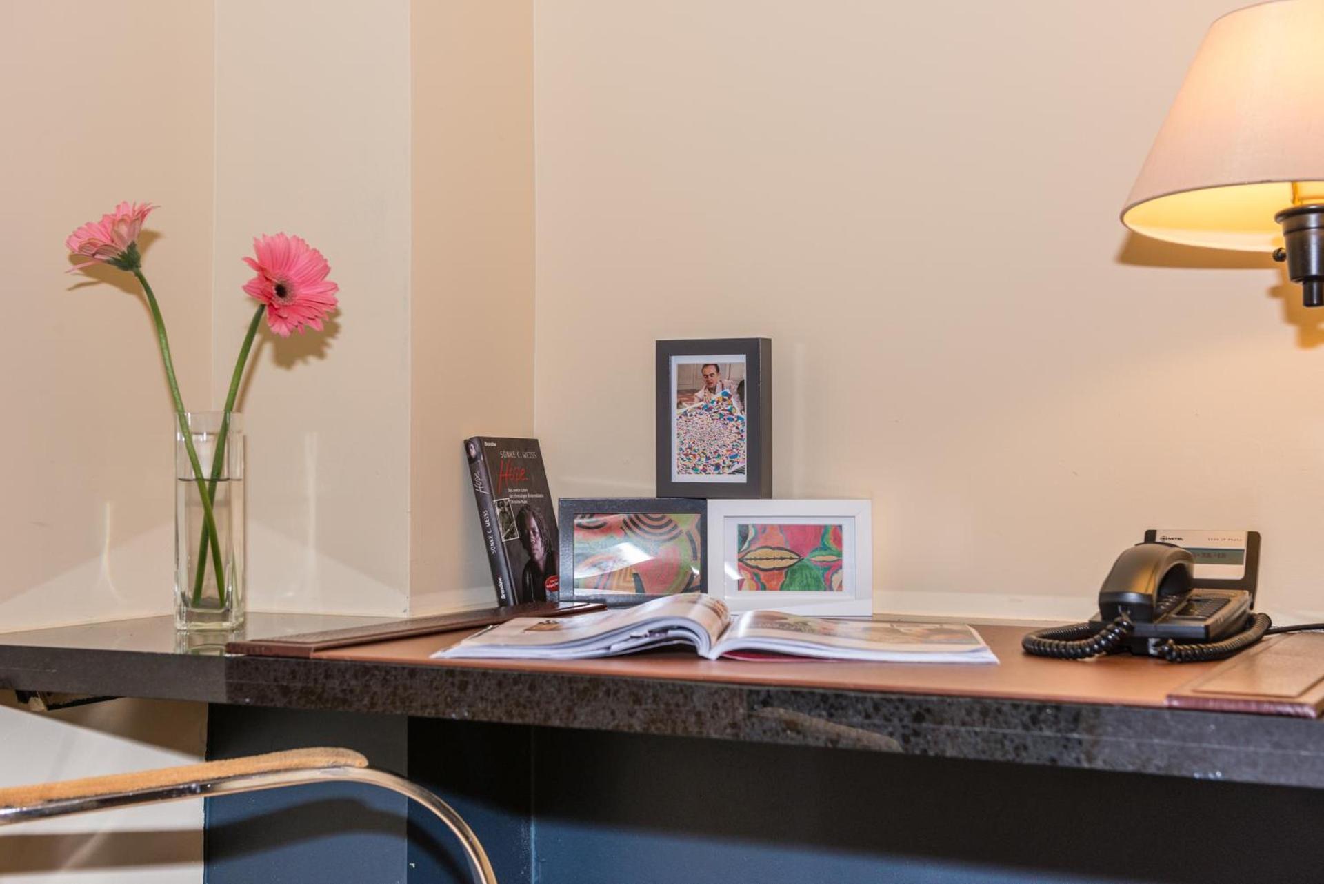 Riviera Suites photo 65