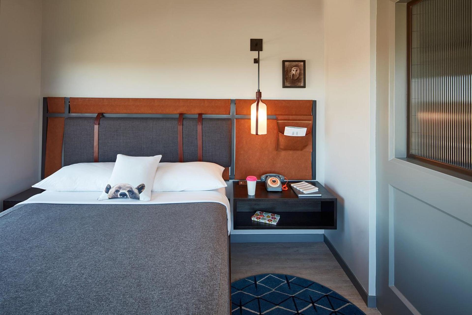 MOXY Denver Cherry Creek photo 4